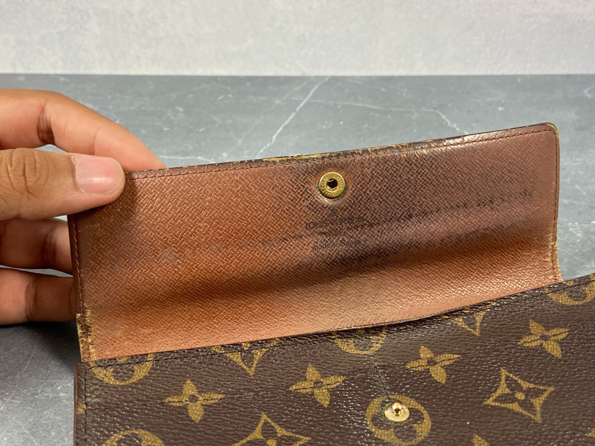 Louis Vuitton Sarah Wallet Monogram Canvas