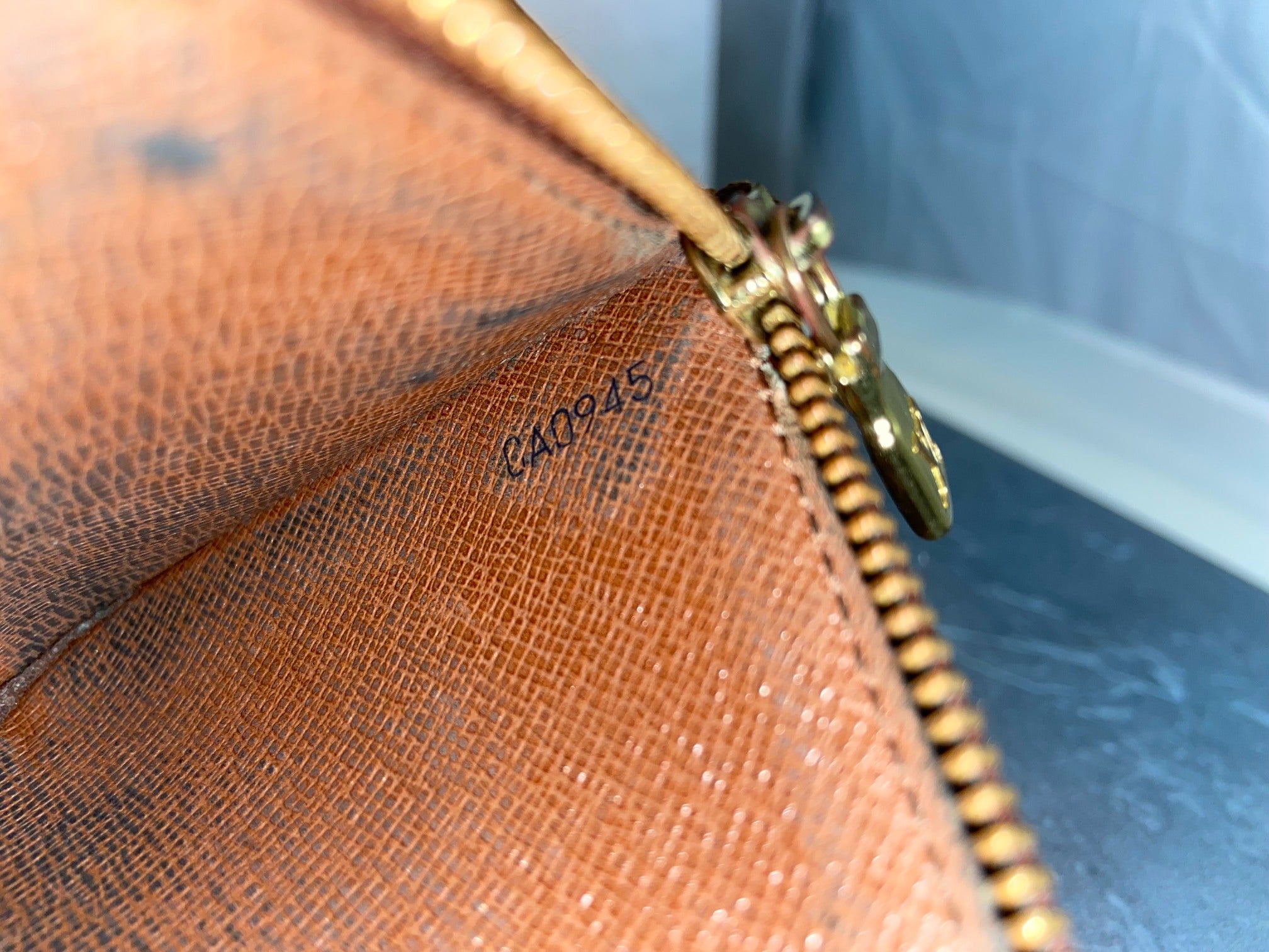 Louis Vuitton Sarah Wallet Monogram Canvas