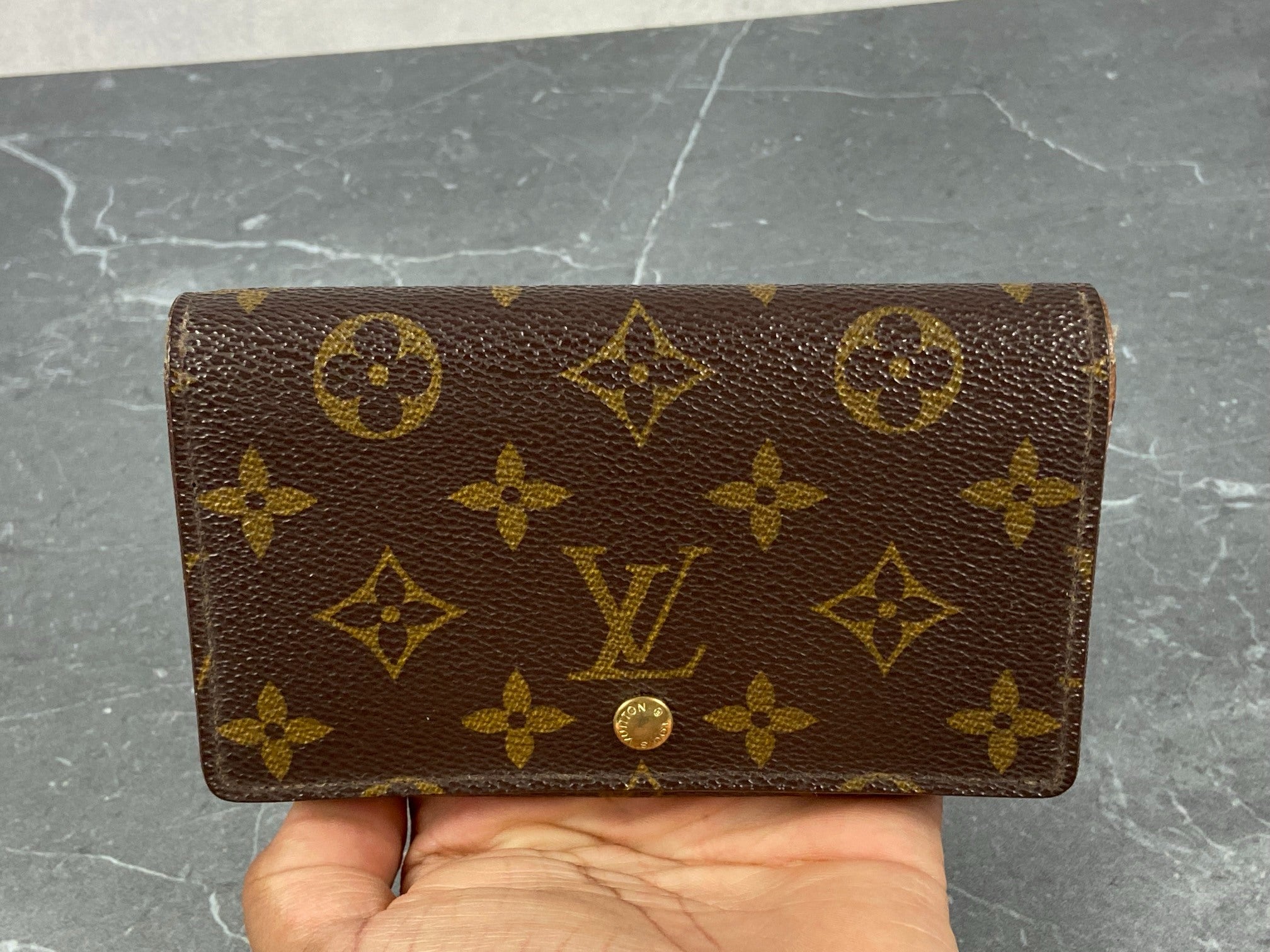 Louis Vuitton Porte-Monnaie Tresor Monogram Canvas