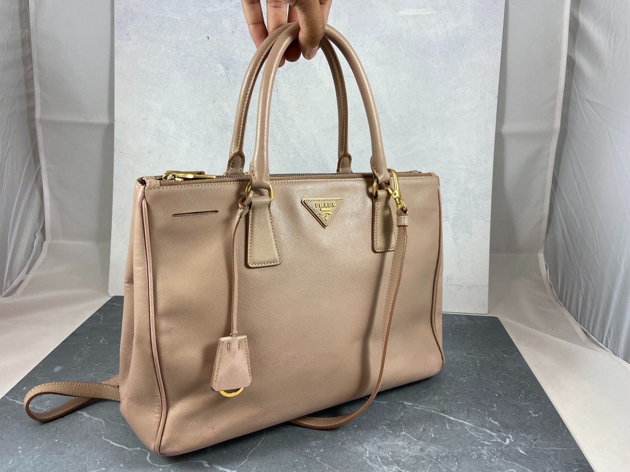 Prada Galleria Hand Bag Rose Saffiano Leather