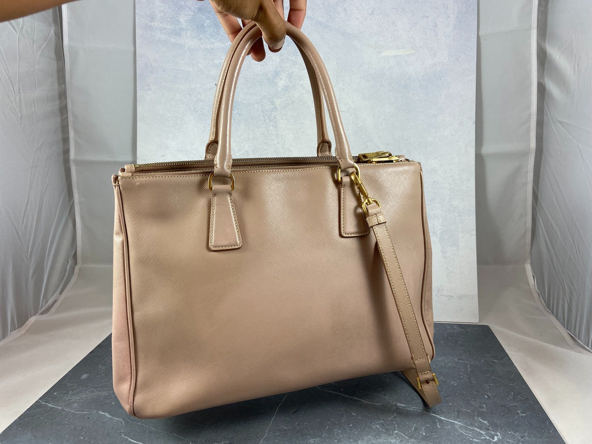 Prada Galleria Hand Bag Rose Saffiano Leather