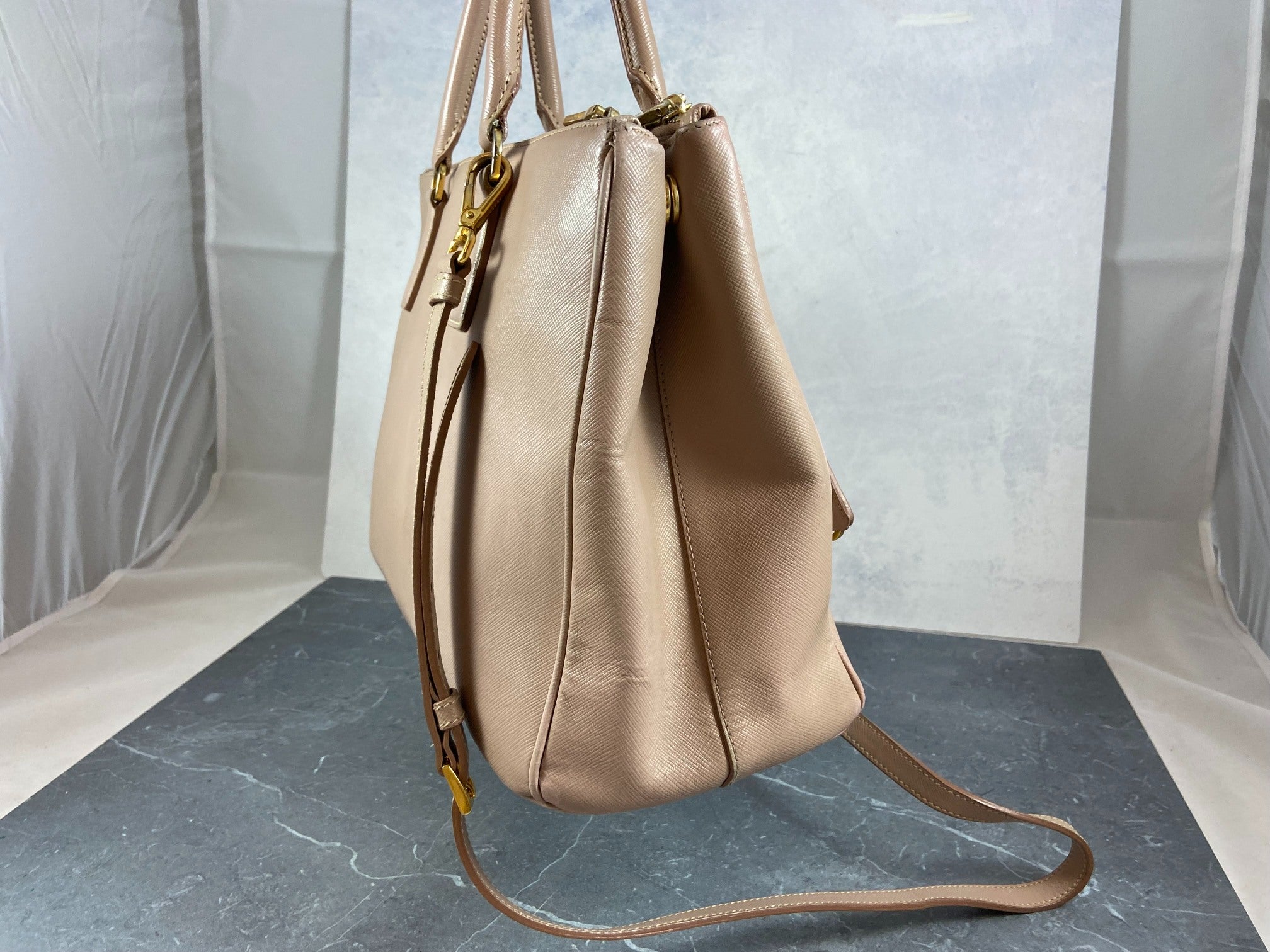 Prada Galleria Hand Bag Rose Saffiano Leather