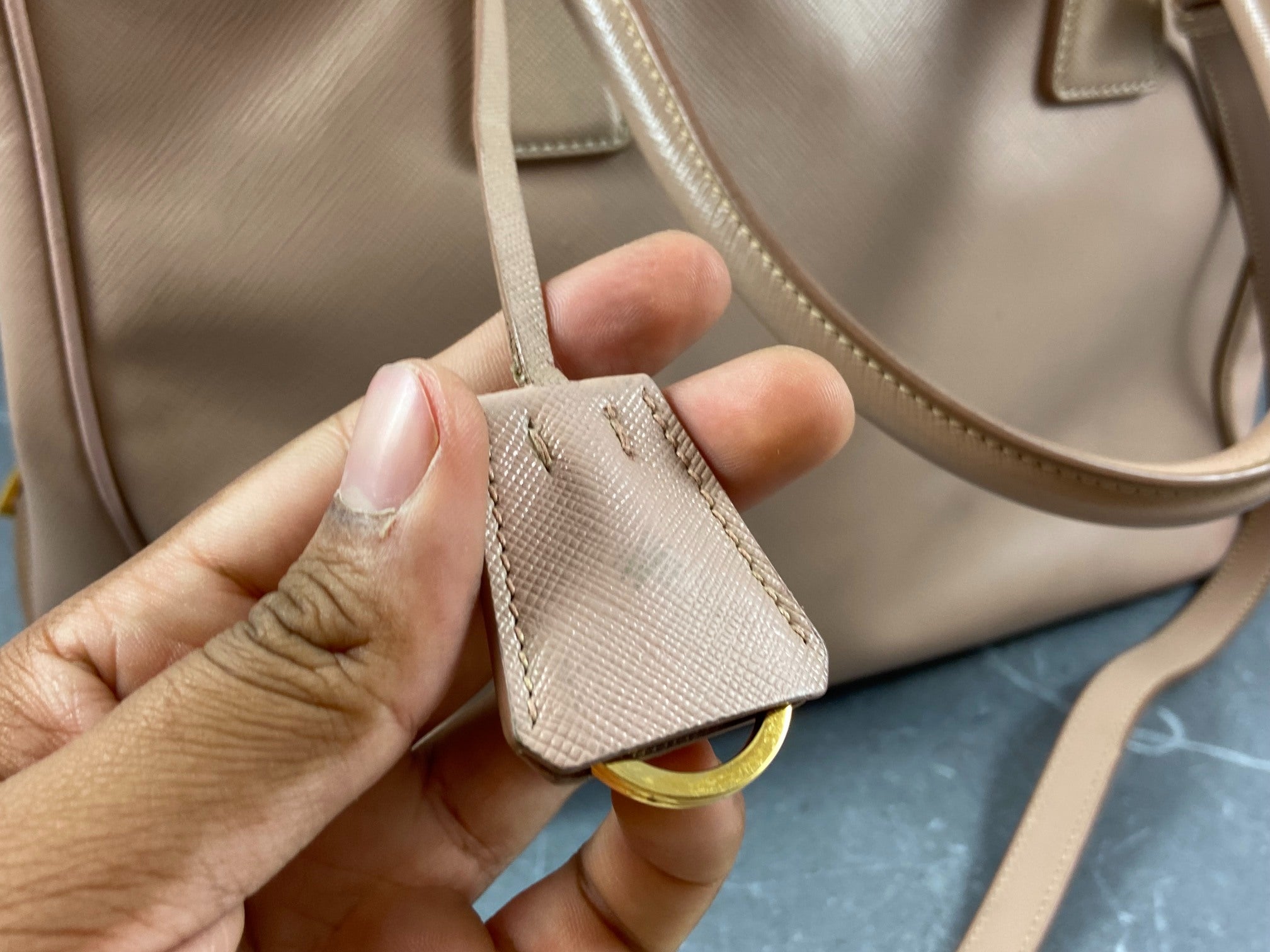 Prada Galleria Hand Bag Rose Saffiano Leather