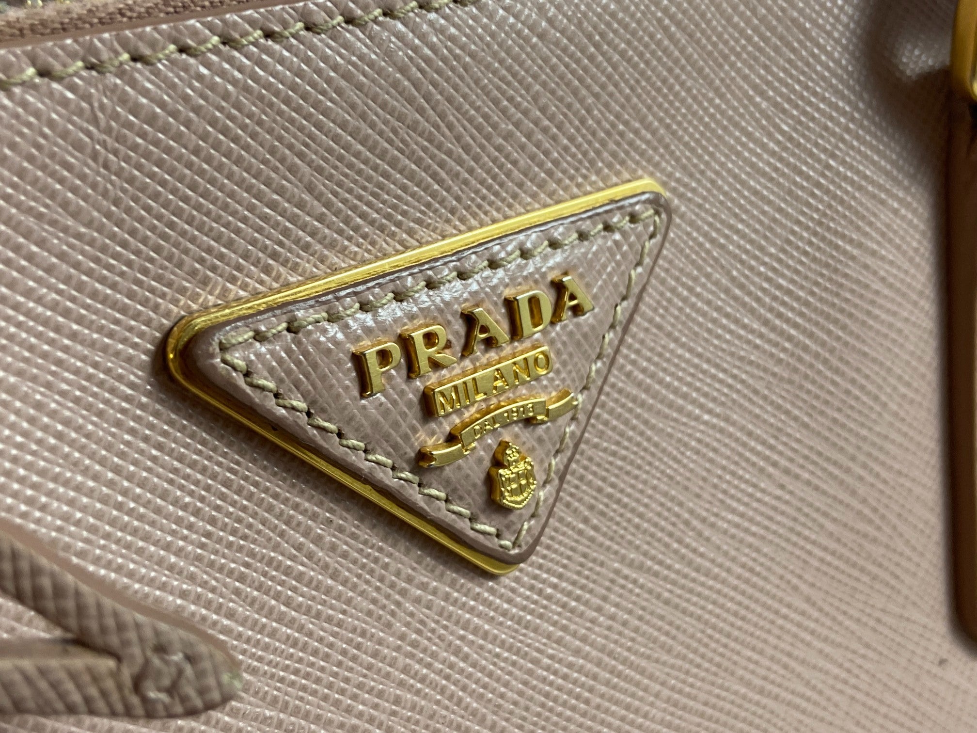 Prada Galleria Hand Bag Rose Saffiano Leather