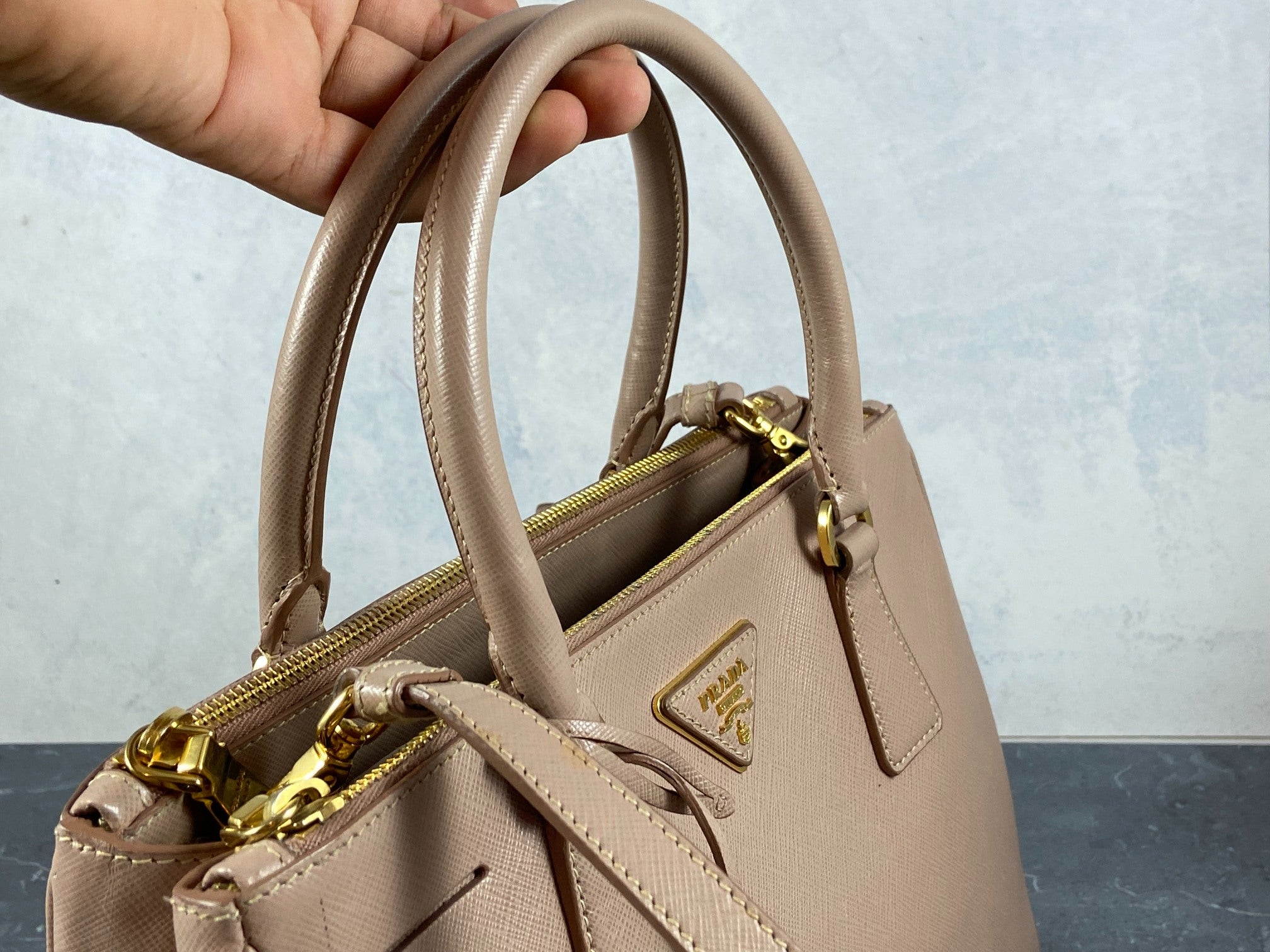 Prada Galleria Hand Bag Rose Saffiano Leather