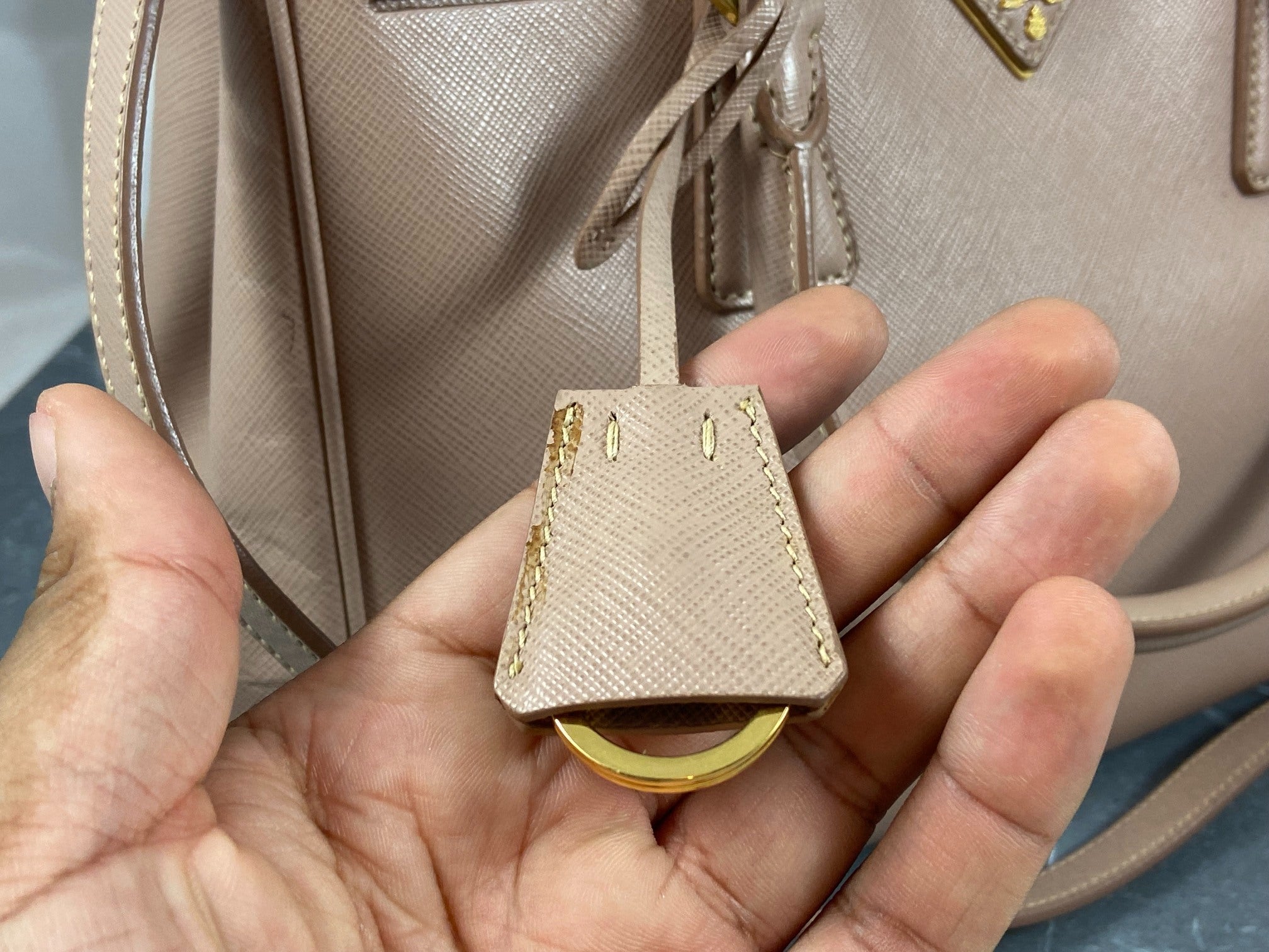 Prada Galleria Hand Bag Rose Saffiano Leather