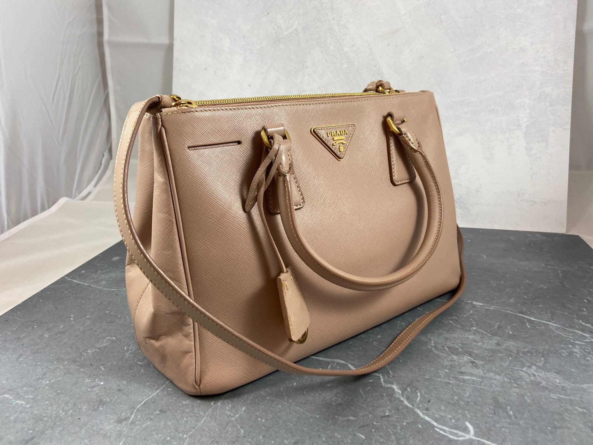 Prada Galleria Hand Bag Rose Saffiano Leather