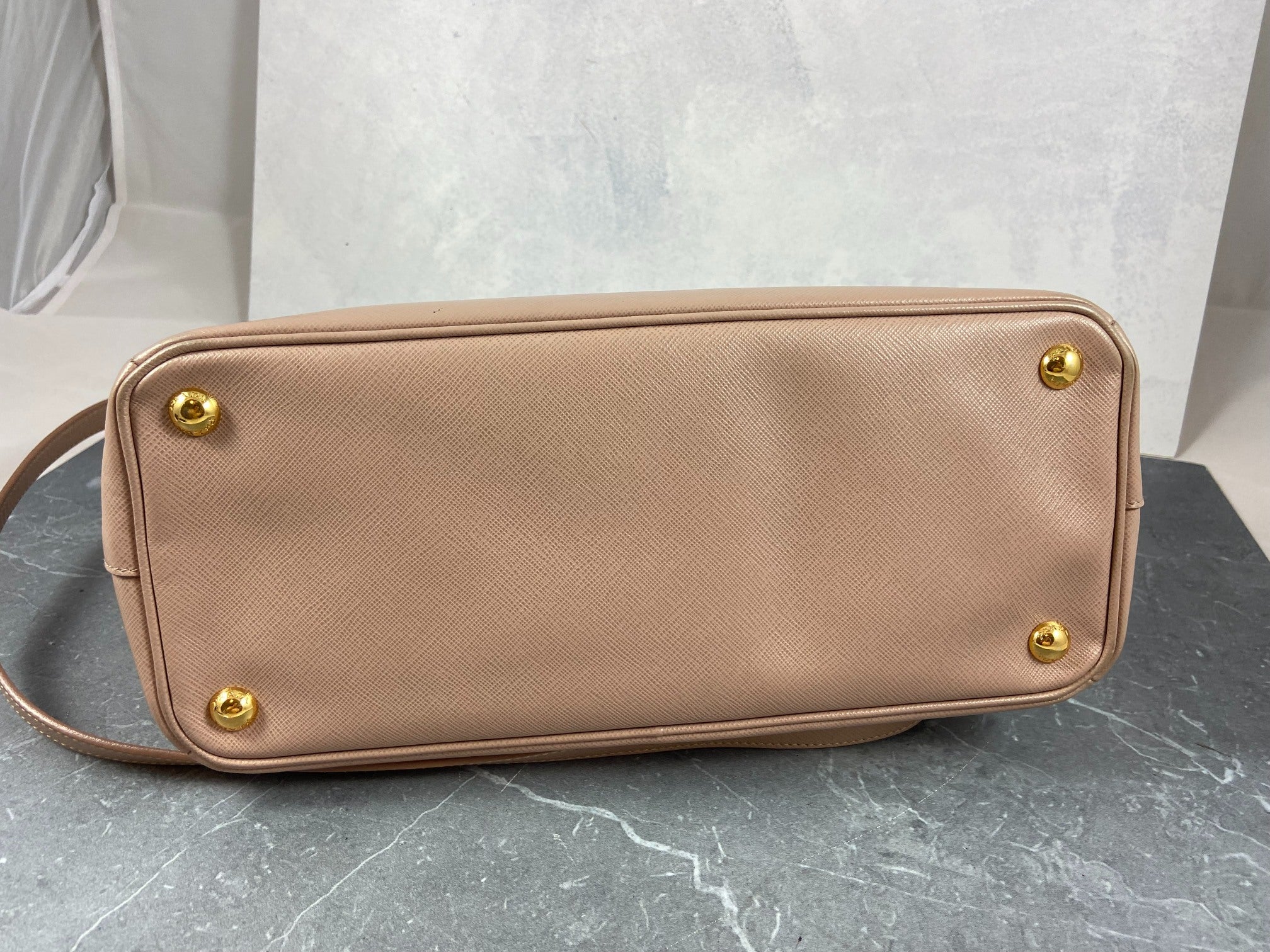 Prada Galleria Hand Bag Rose Saffiano Leather