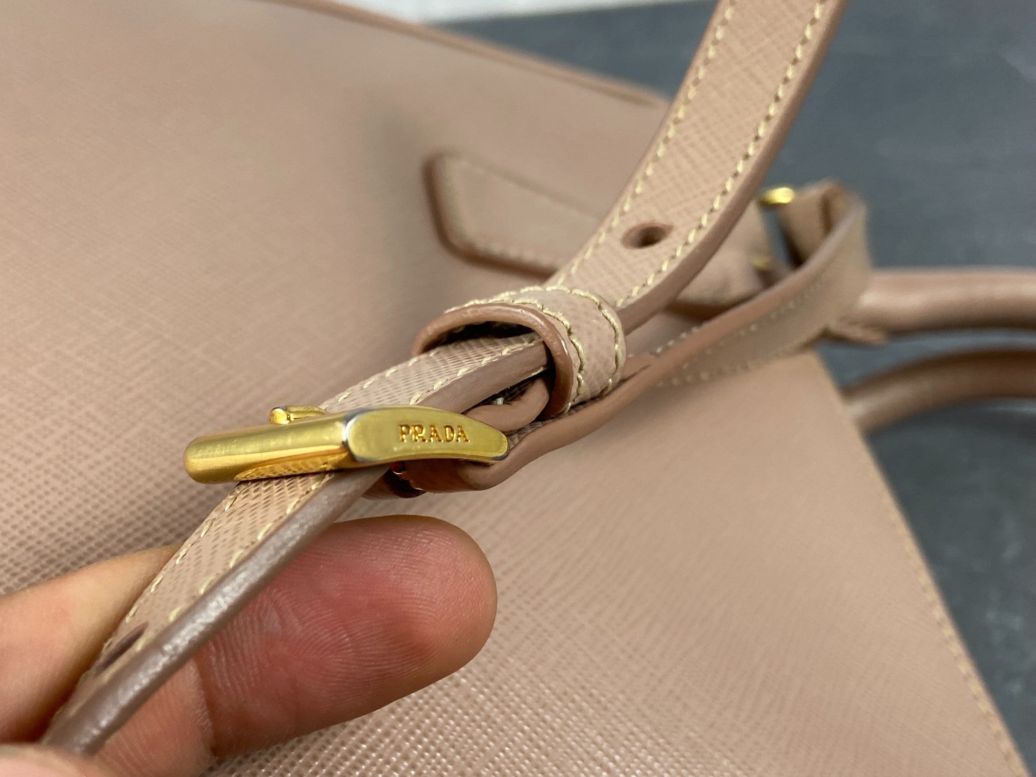 Prada Galleria Hand Bag Rose Saffiano Leather