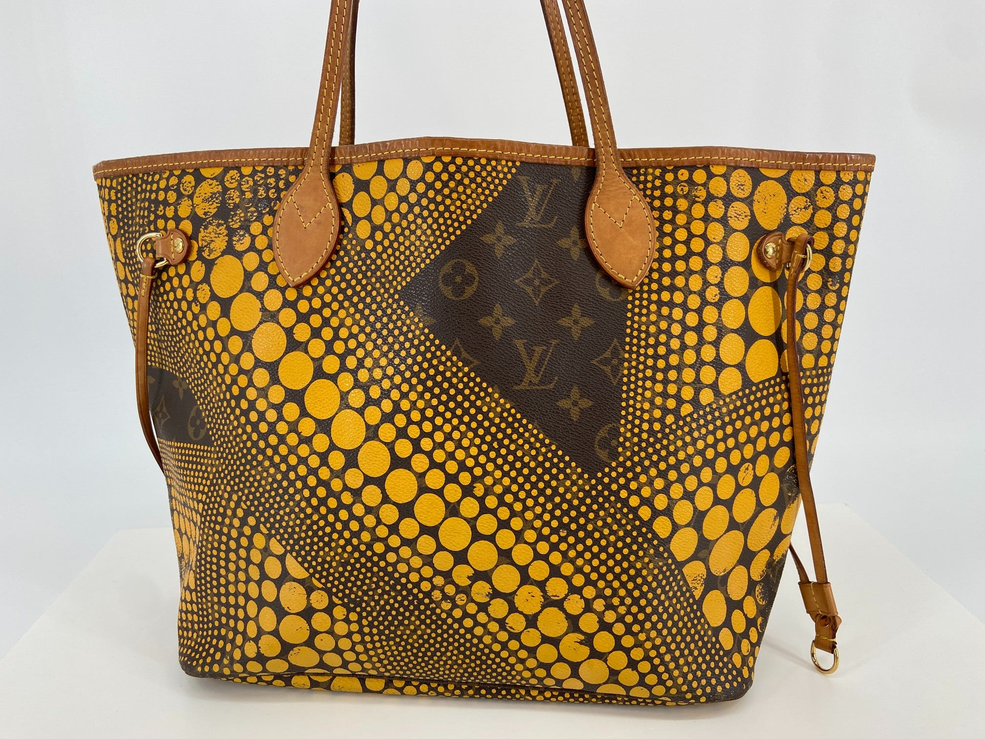Louis Vuitton x Yayoi Kusama Neverfull MM Yellow Infinity Dots Monogram Canvas