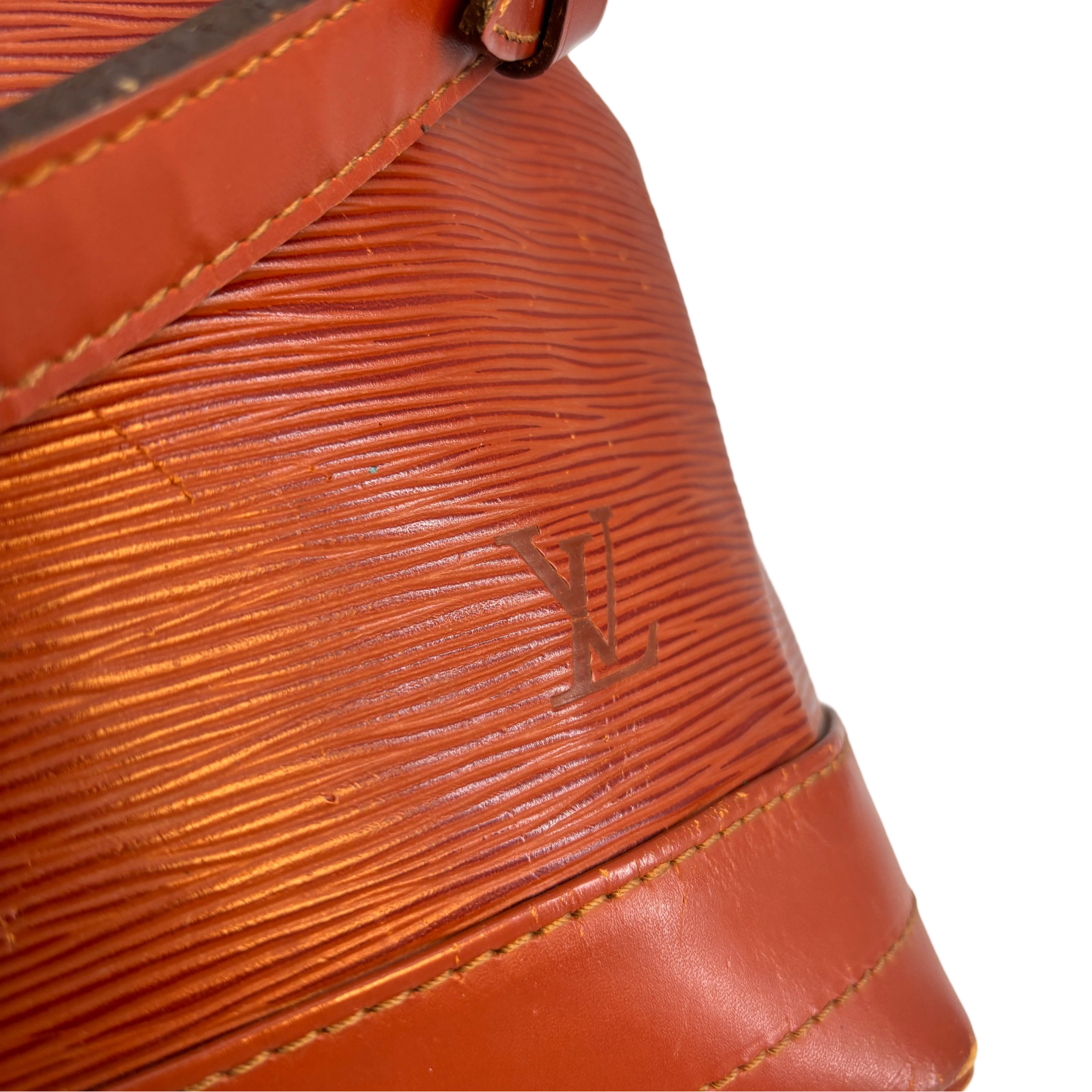 Louis Vuitton Sac Noé Grand Cognac Epi Leather