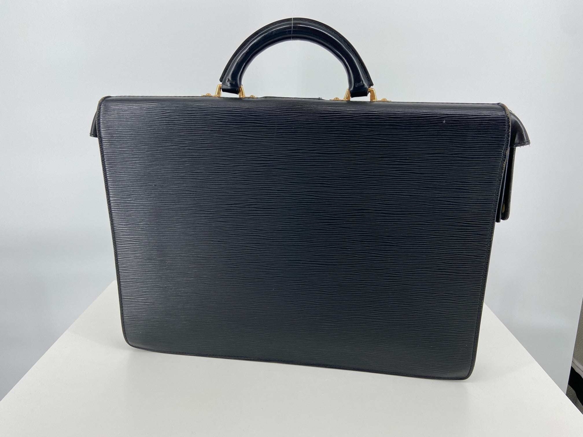 Louis Vuitton Porte Documents Serviette Fermoir Black Epi Leather