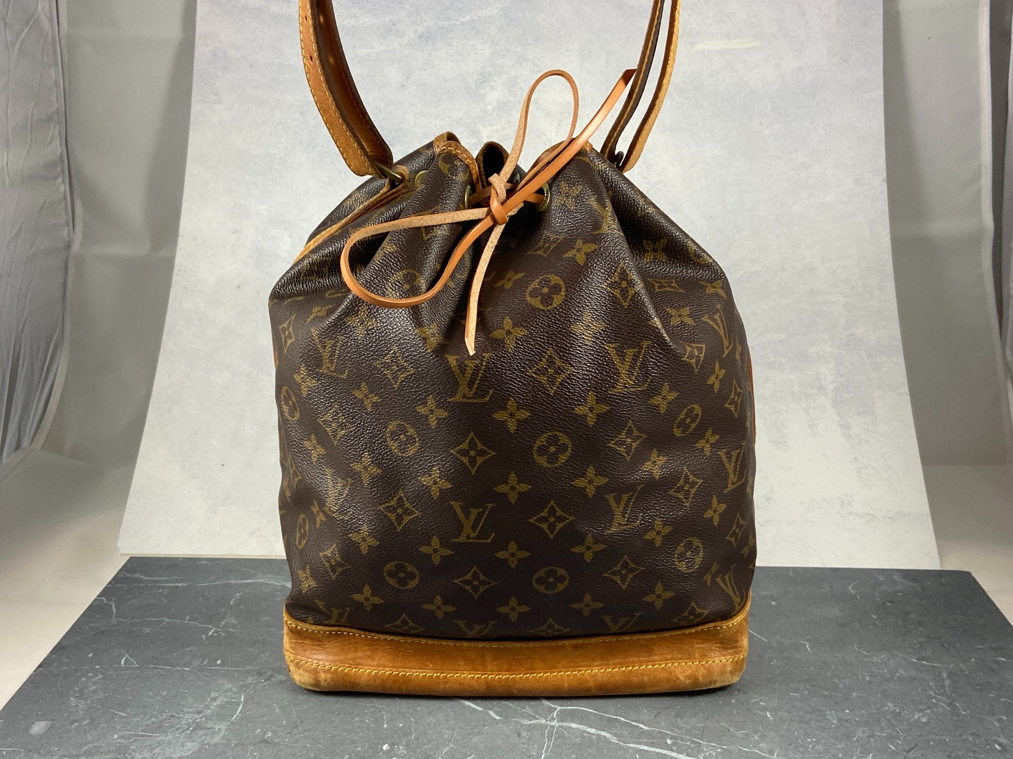 Louis Vuitton Sac Noé Grand Monogram Canvas
