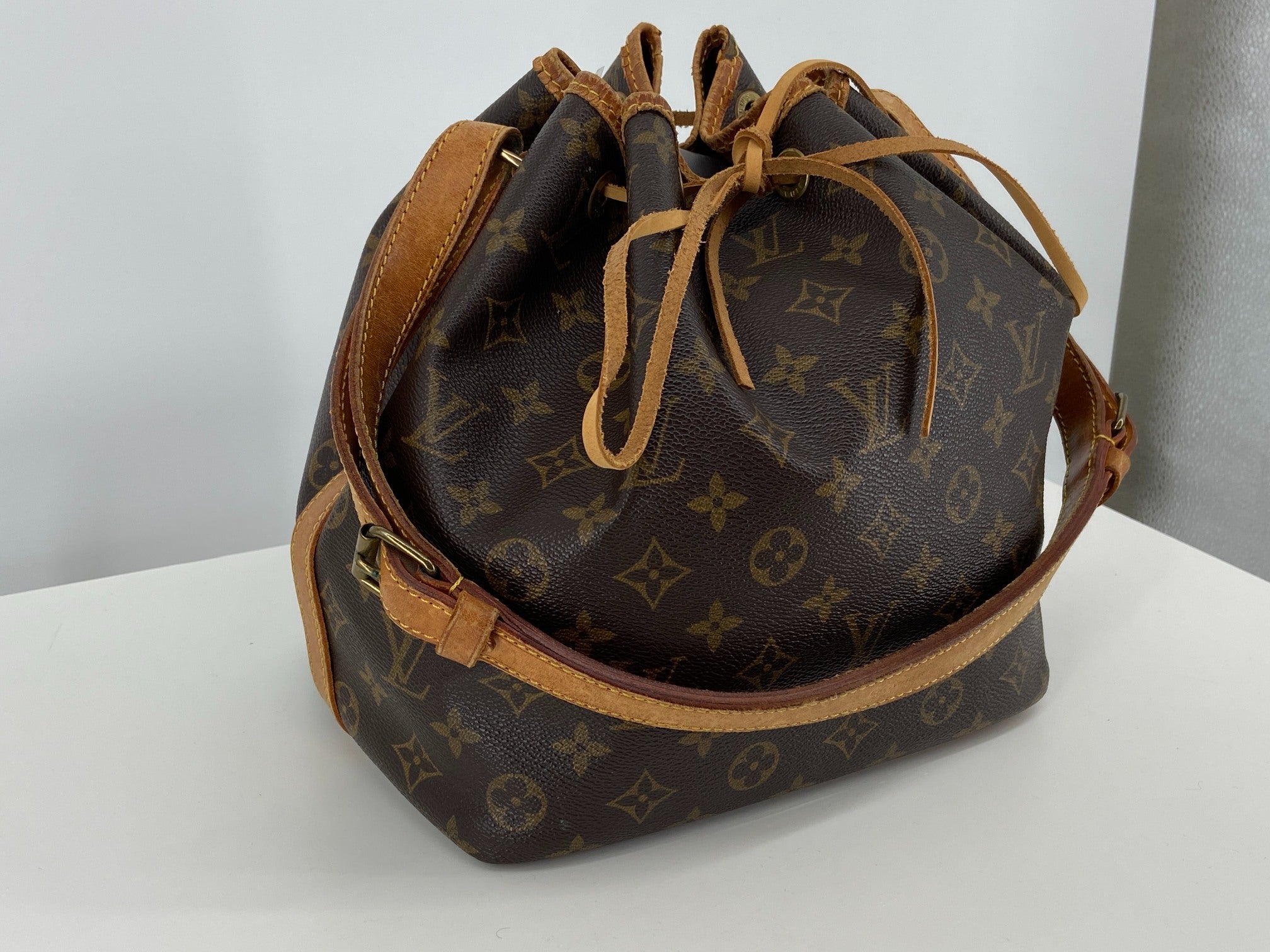 Louis Vuitton Sac Noé Petit Monogram Canvas