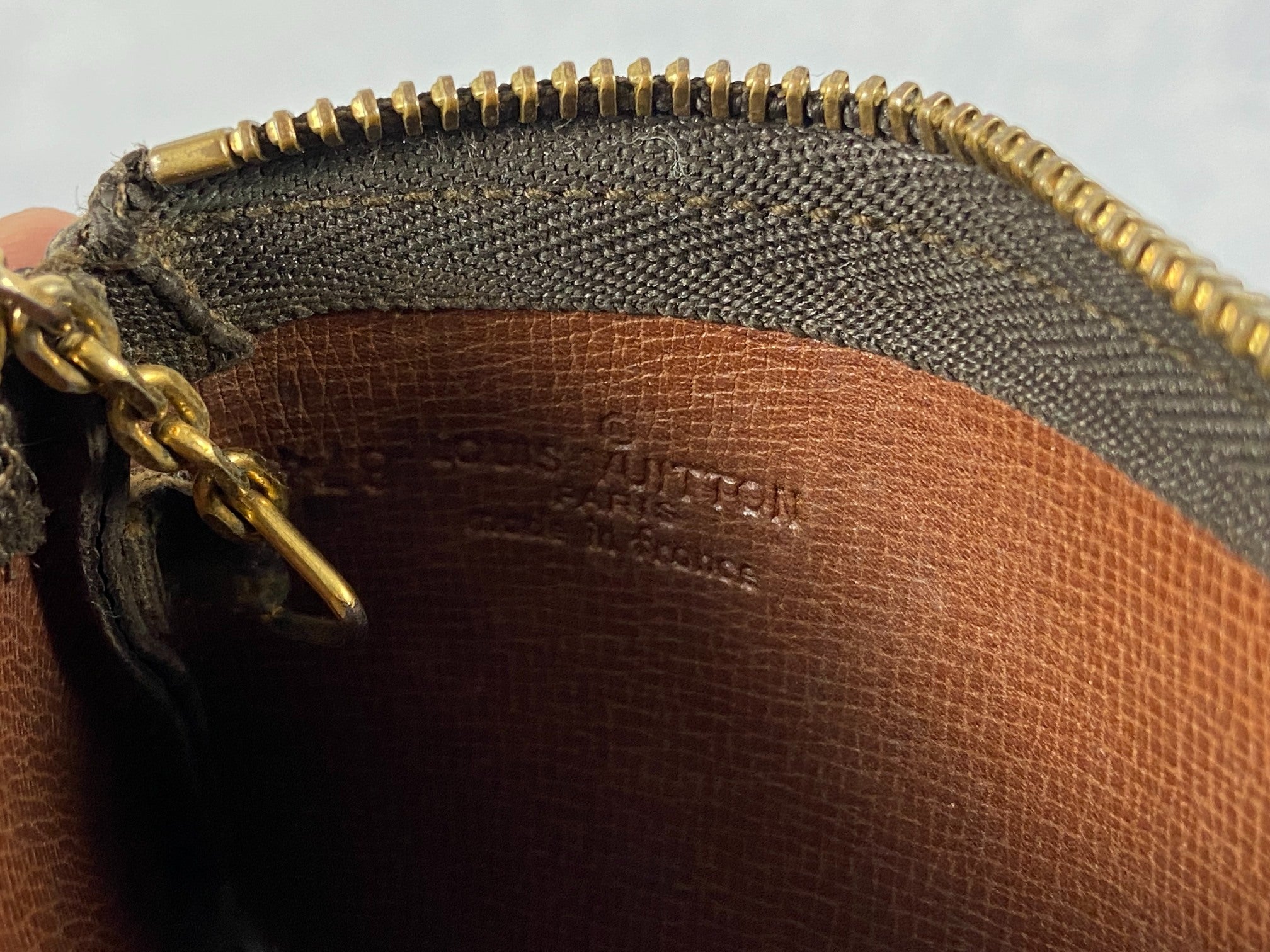 Louis Vuitton Pochette Cles Key Pouch Monogram Canvas