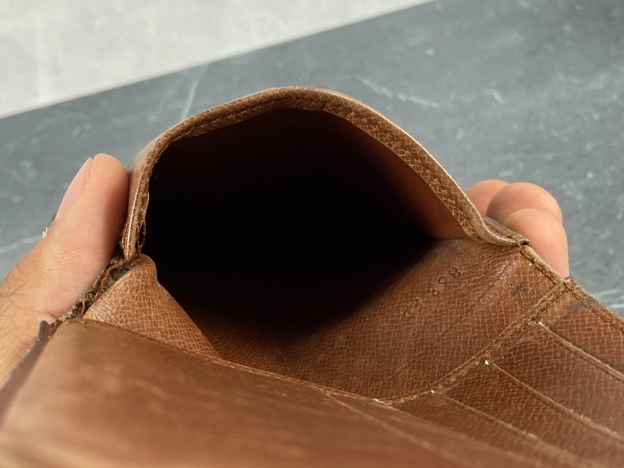 Louis Vuitton Porte-Billets 10 Card Wallet Monogram Canvas