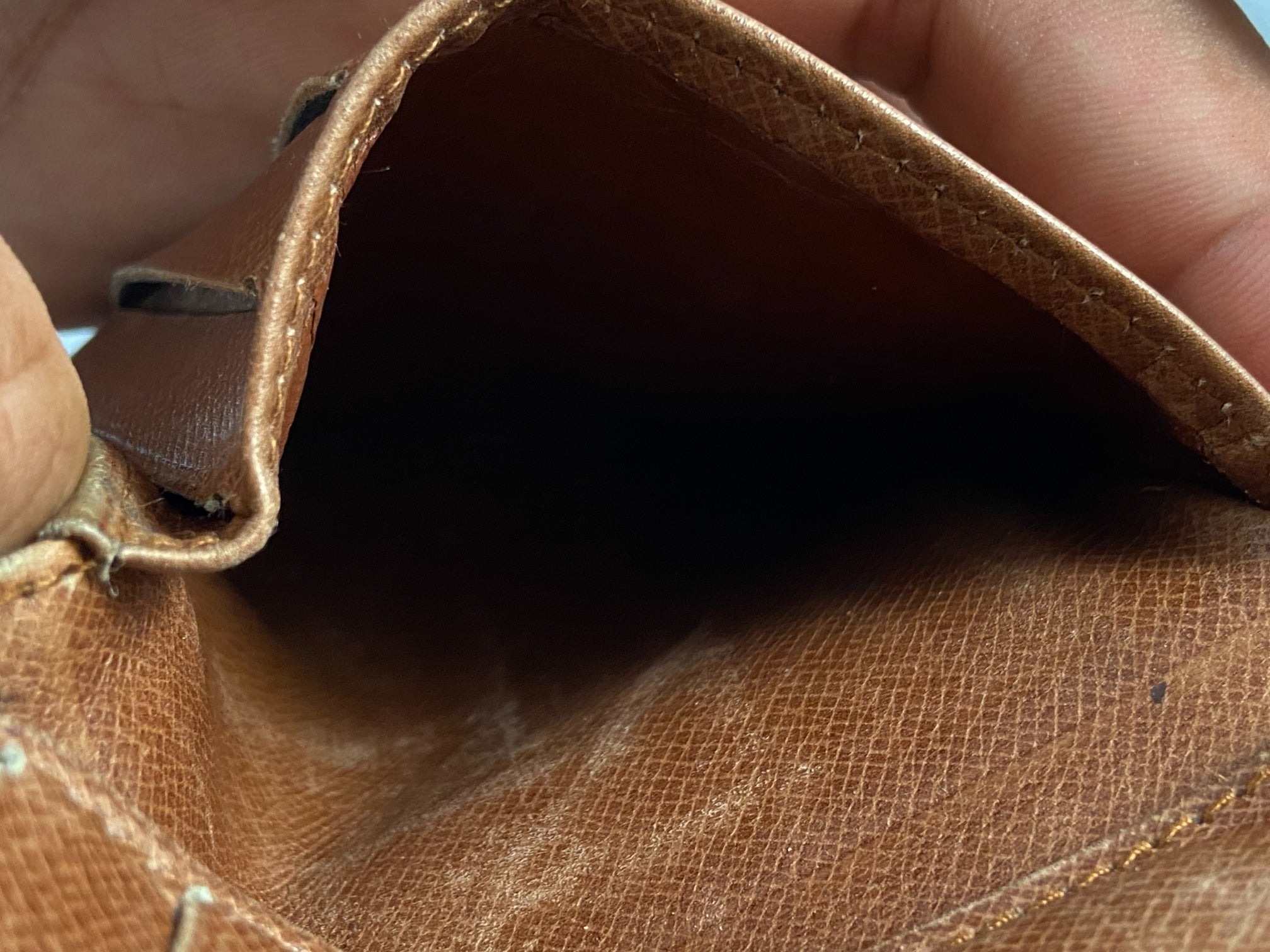 Louis Vuitton Porte-Billets 10 Card Wallet Monogram Canvas