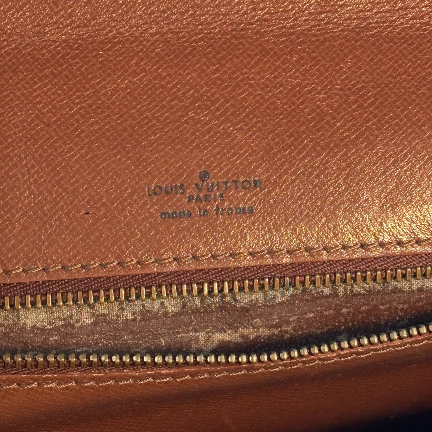 Louis Vuitton Monceau 28 Monogram Canvas