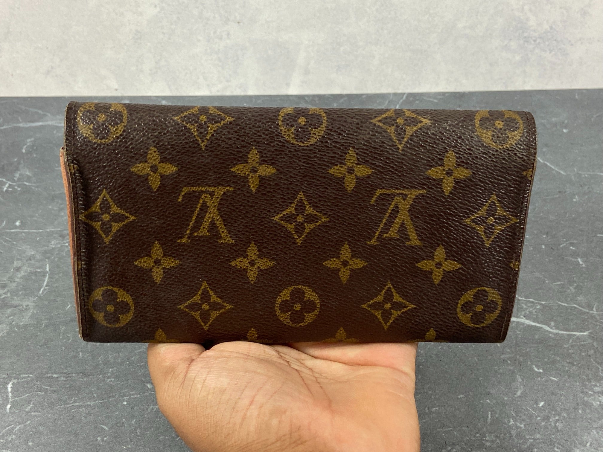 Louis Vuitton Sarah Wallet Monogram Canvas