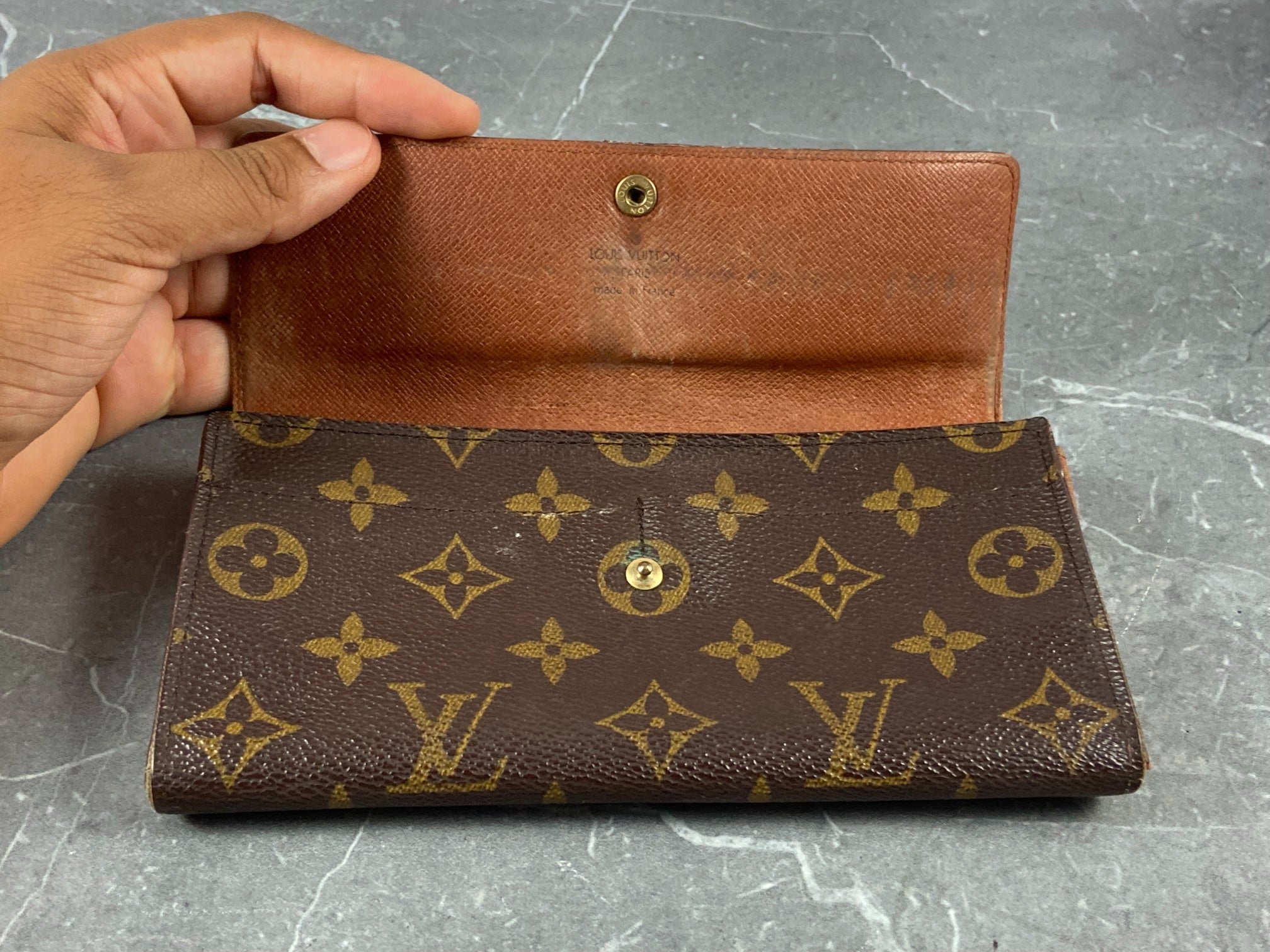 Louis Vuitton Sarah Wallet Monogram Canvas