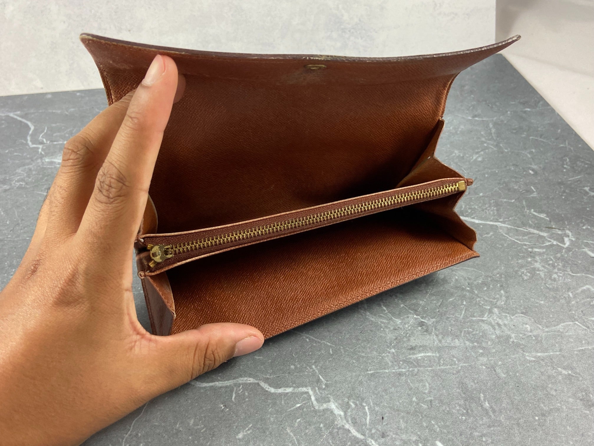 Louis Vuitton Sarah Wallet Monogram Canvas