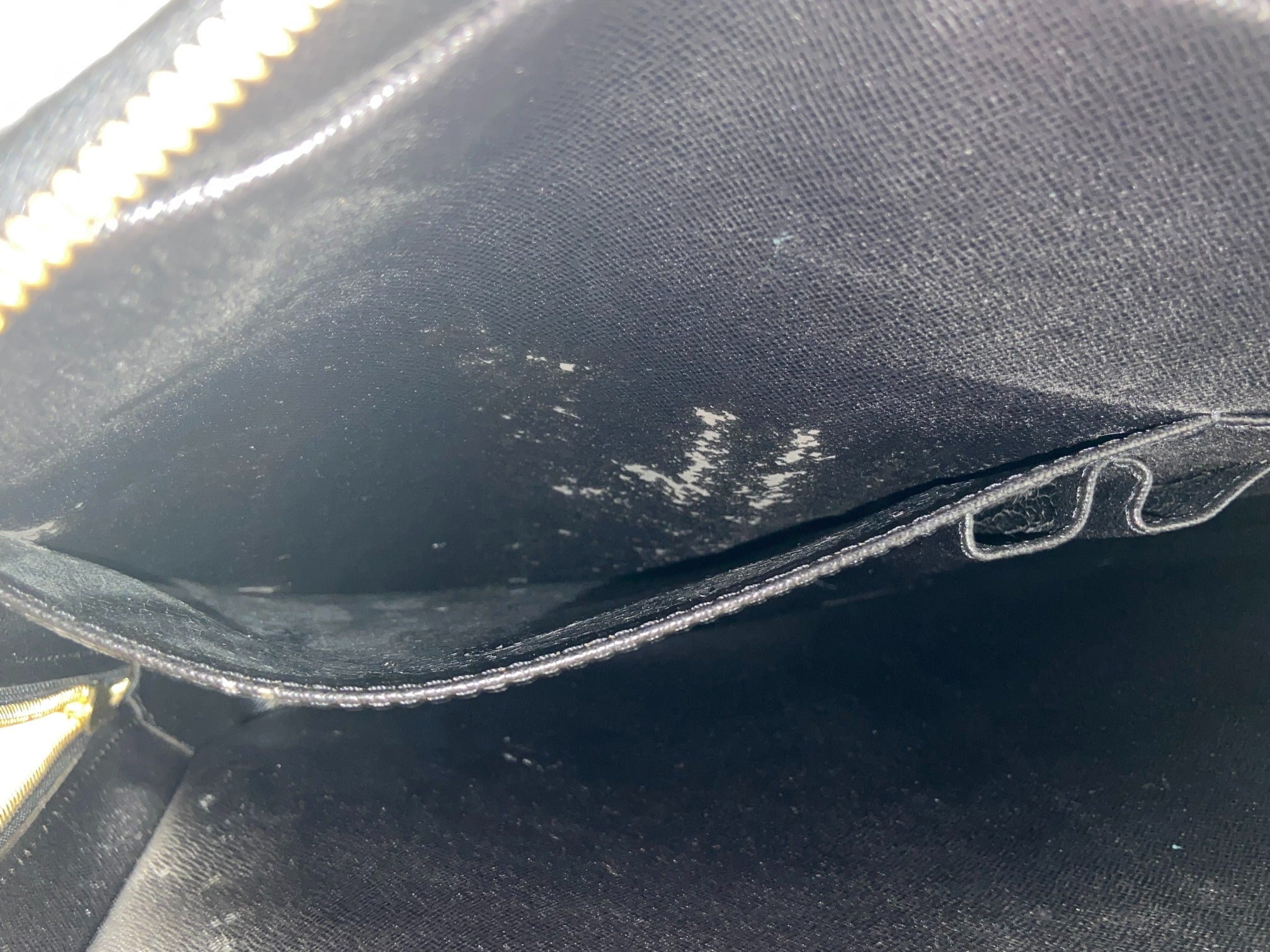 Louis Vuitton Porte Documents Voyage Black Epi Leather