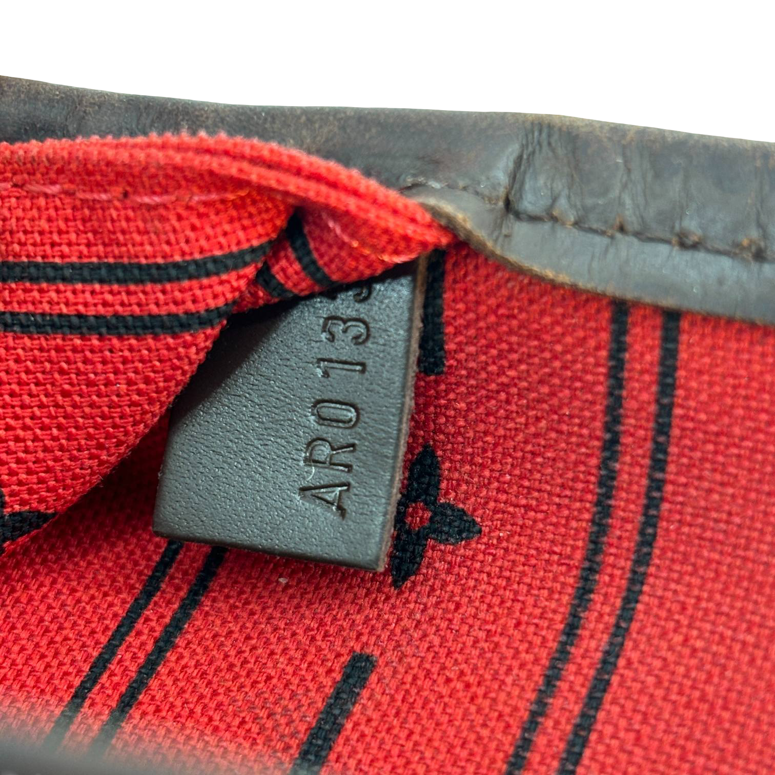 Louis Vuitton Neverfull MM Damier Ebene Canvas