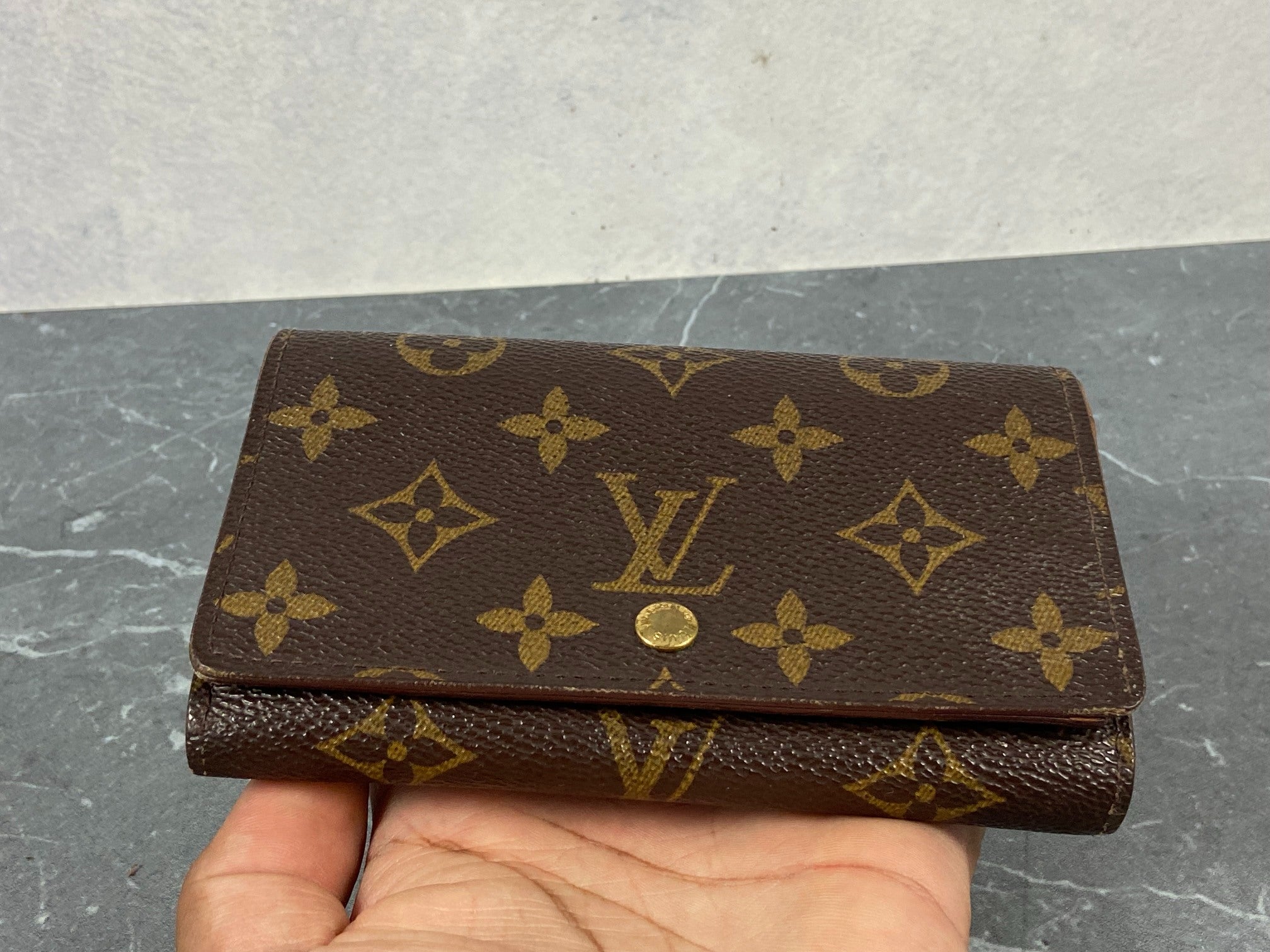 Louis Vuitton Porte-Monnaie Tresor Monogram Canvas