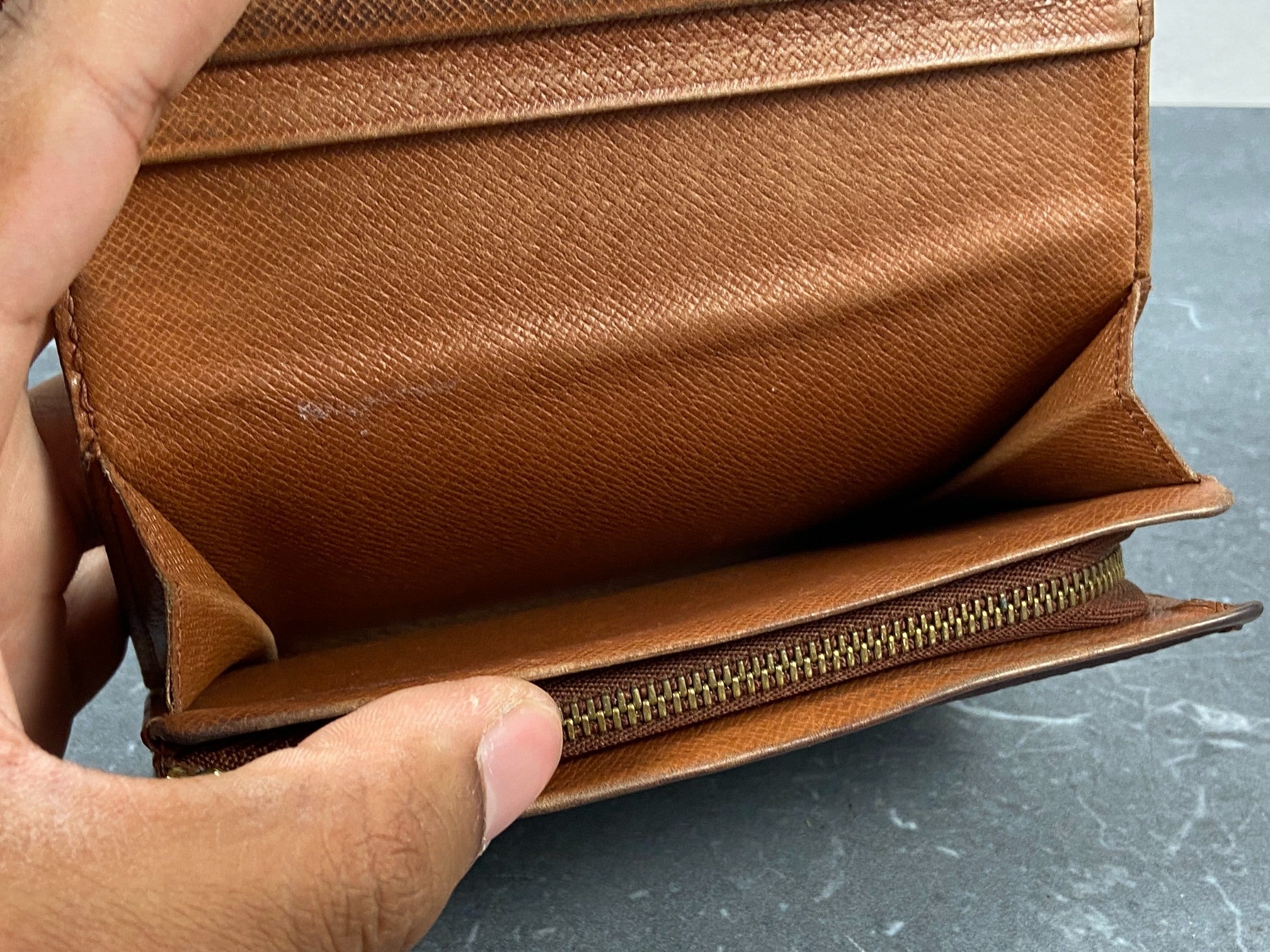 Louis Vuitton Porte-Monnaie Tresor Monogram Canvas