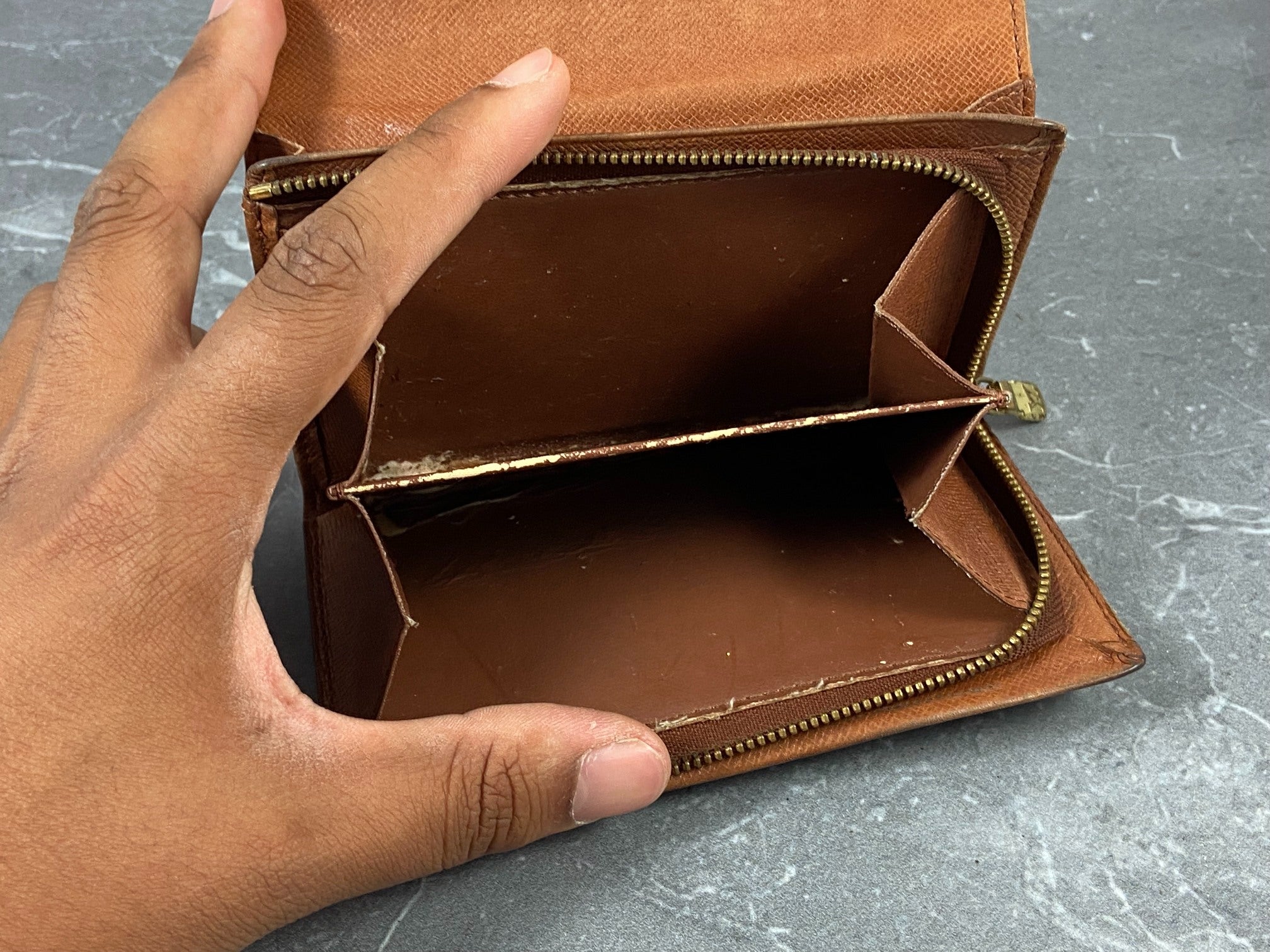 Louis Vuitton Porte-Monnaie Tresor Monogram Canvas