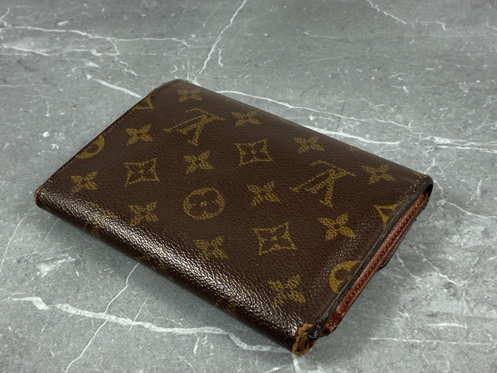 Louis Vuitton Porte Tresor Etui Wallet Monogram Canvas