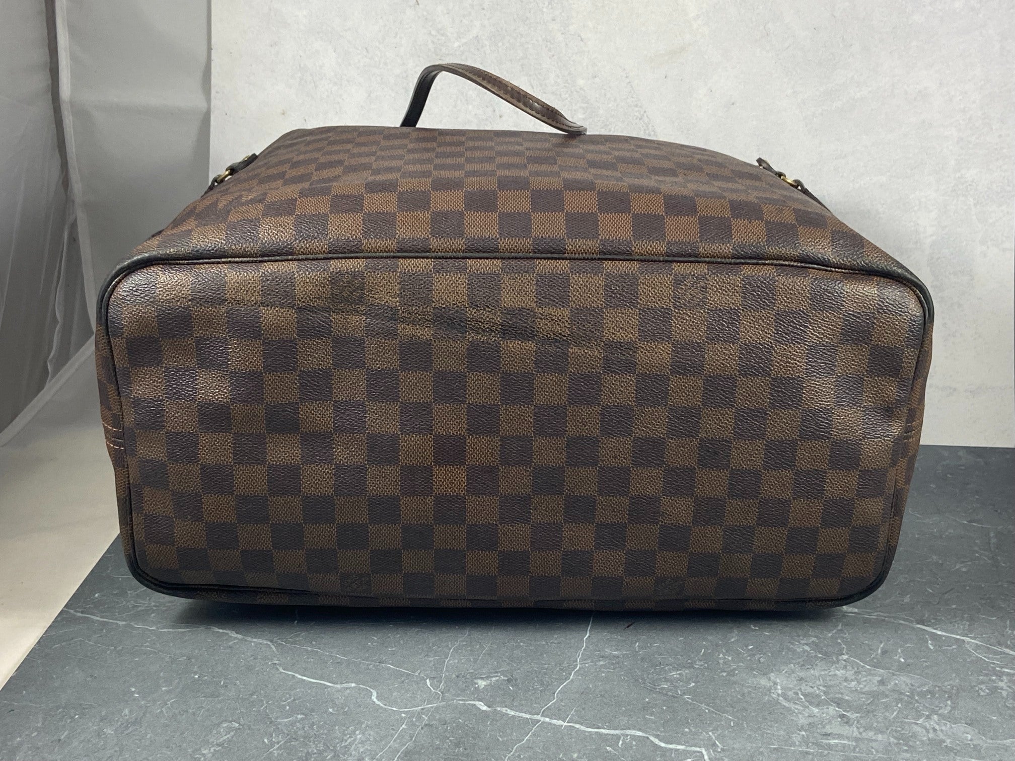 Louis Vuitton Neverfull GM Damier Ebene Canvas