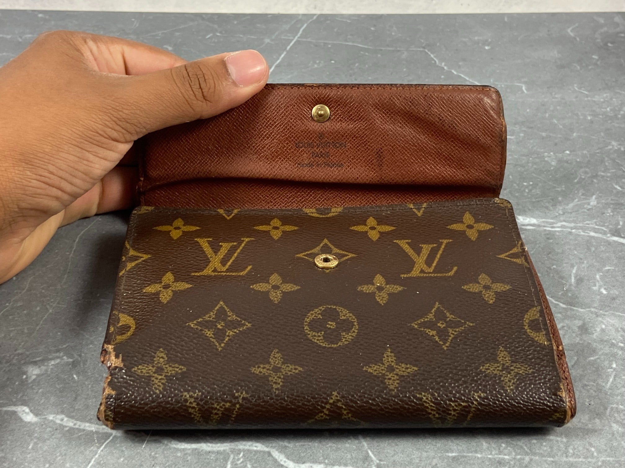 Louis Vuitton Porte Tresor Etui Wallet Monogram Canvas