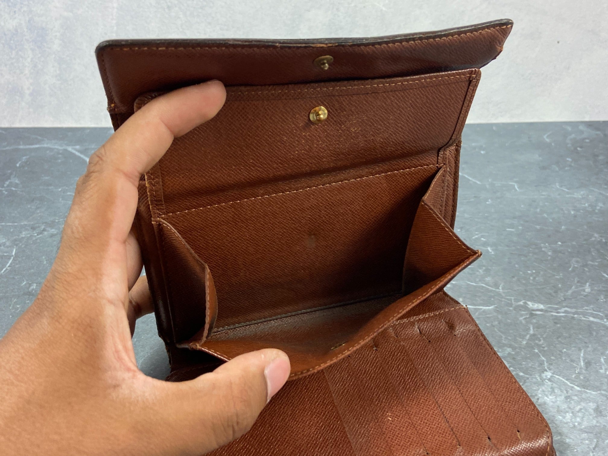 Louis Vuitton Porte Tresor Etui Wallet Monogram Canvas