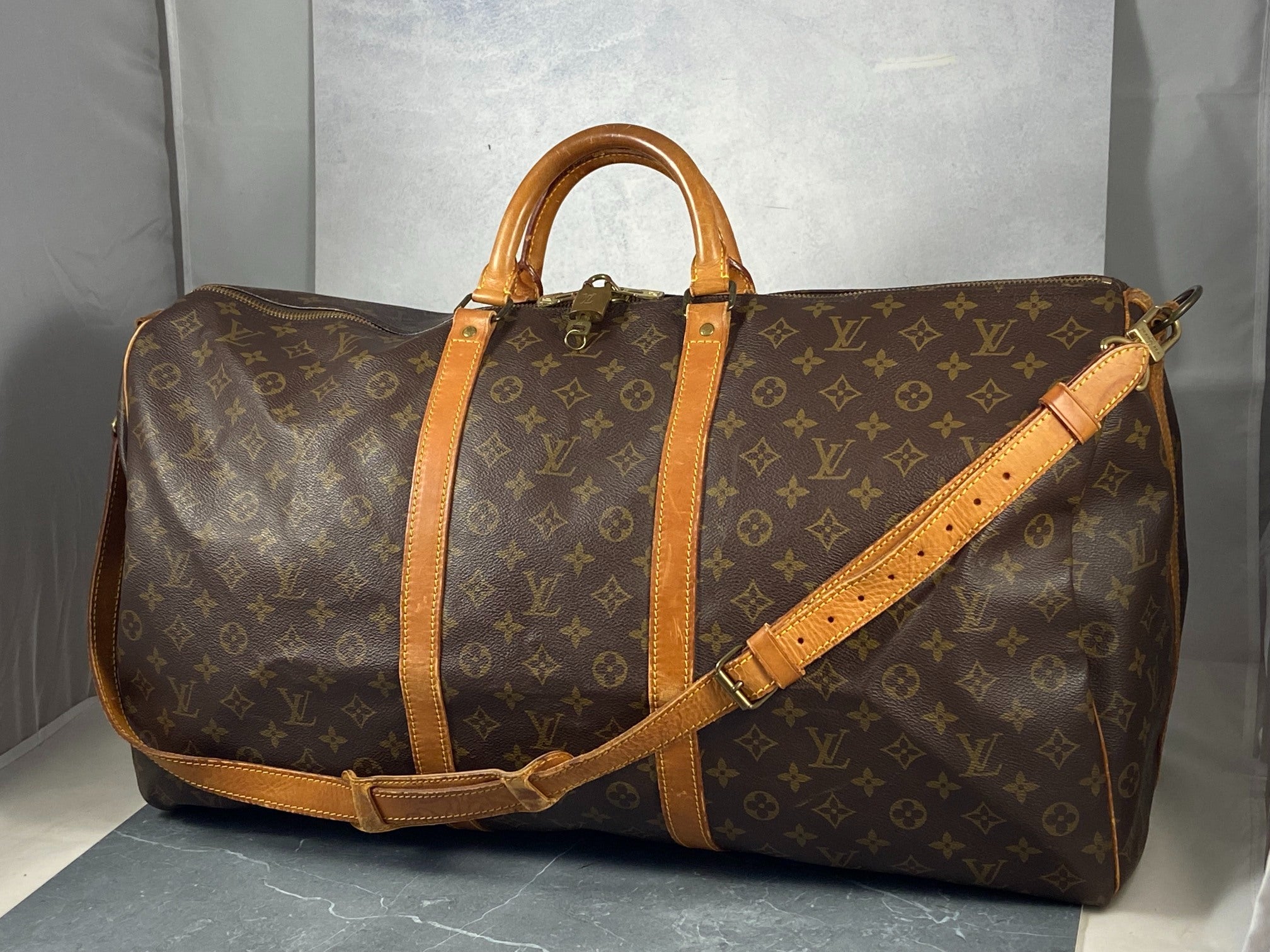 Louis Vuitton Keepall 60 Bandoulière Monogram Canvas
