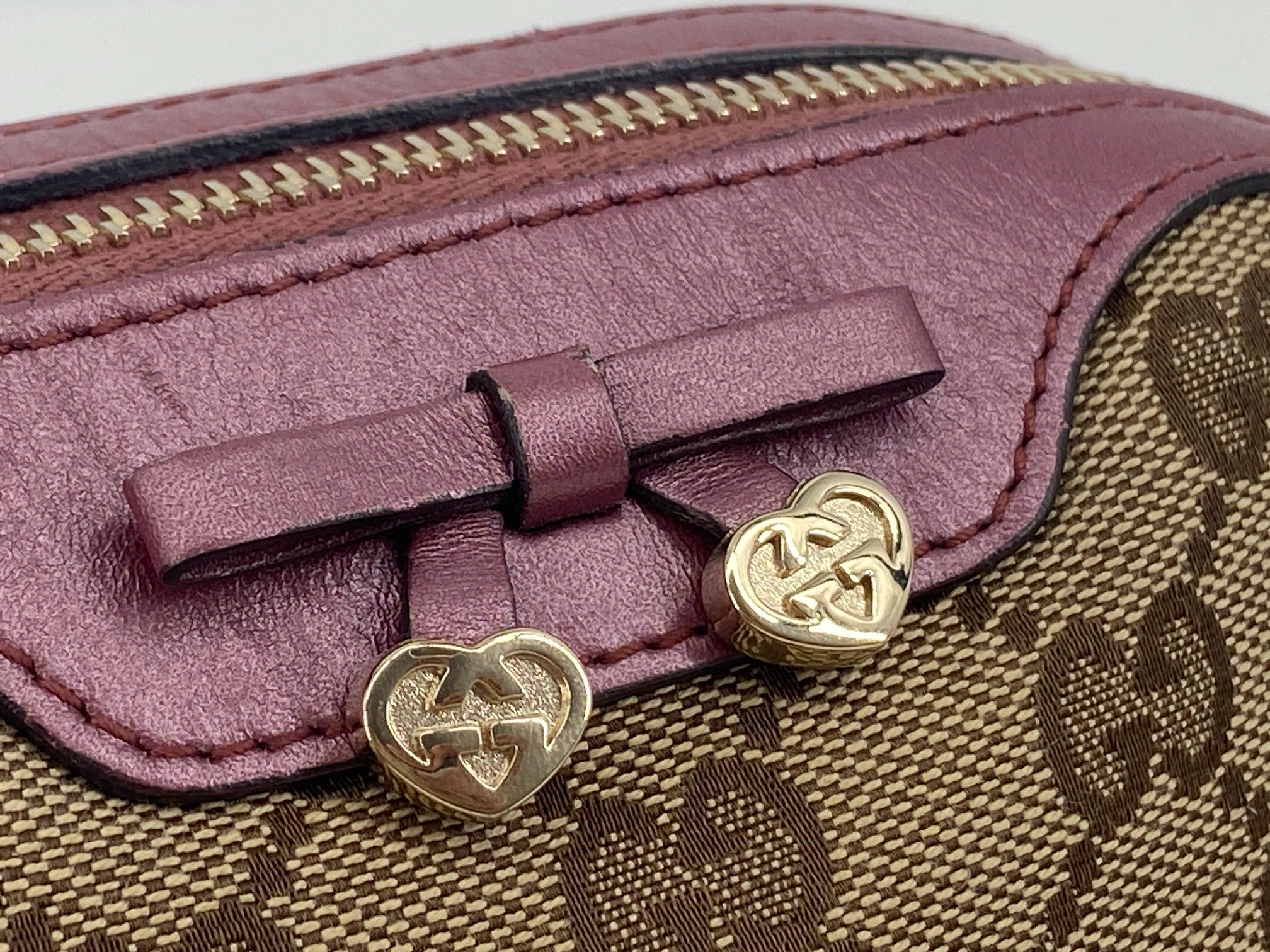 Gucci Necessaire Pouch Beige GG Monogram