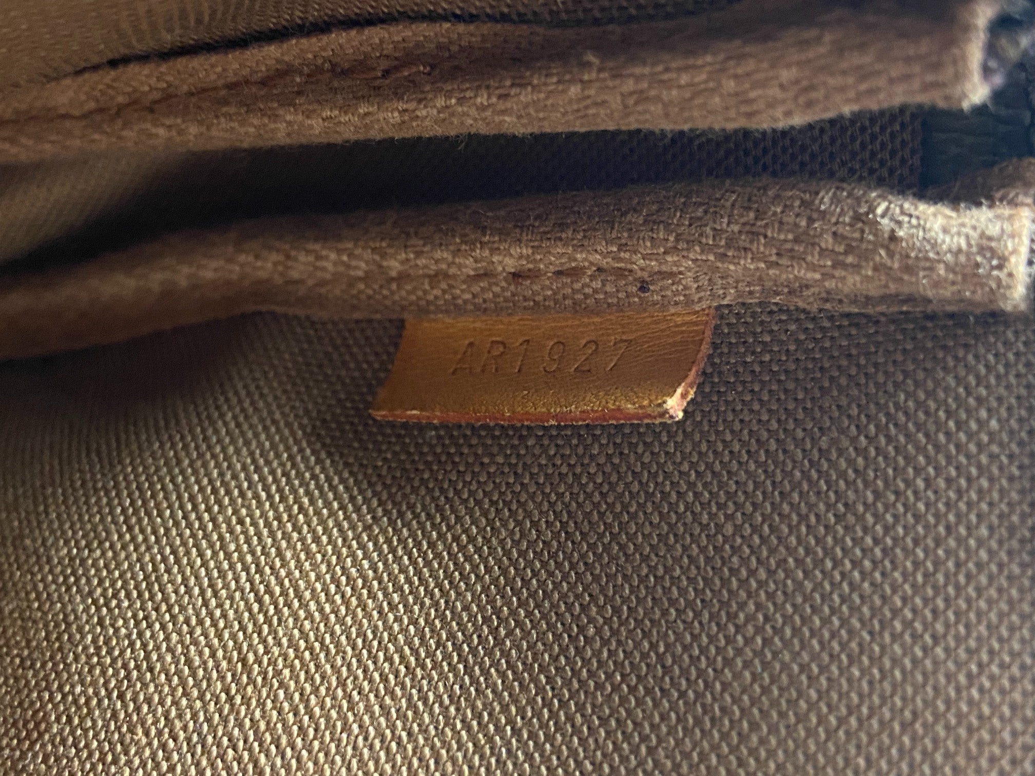 Louis Vuitton Pochette Accessoires Monogram Canvas