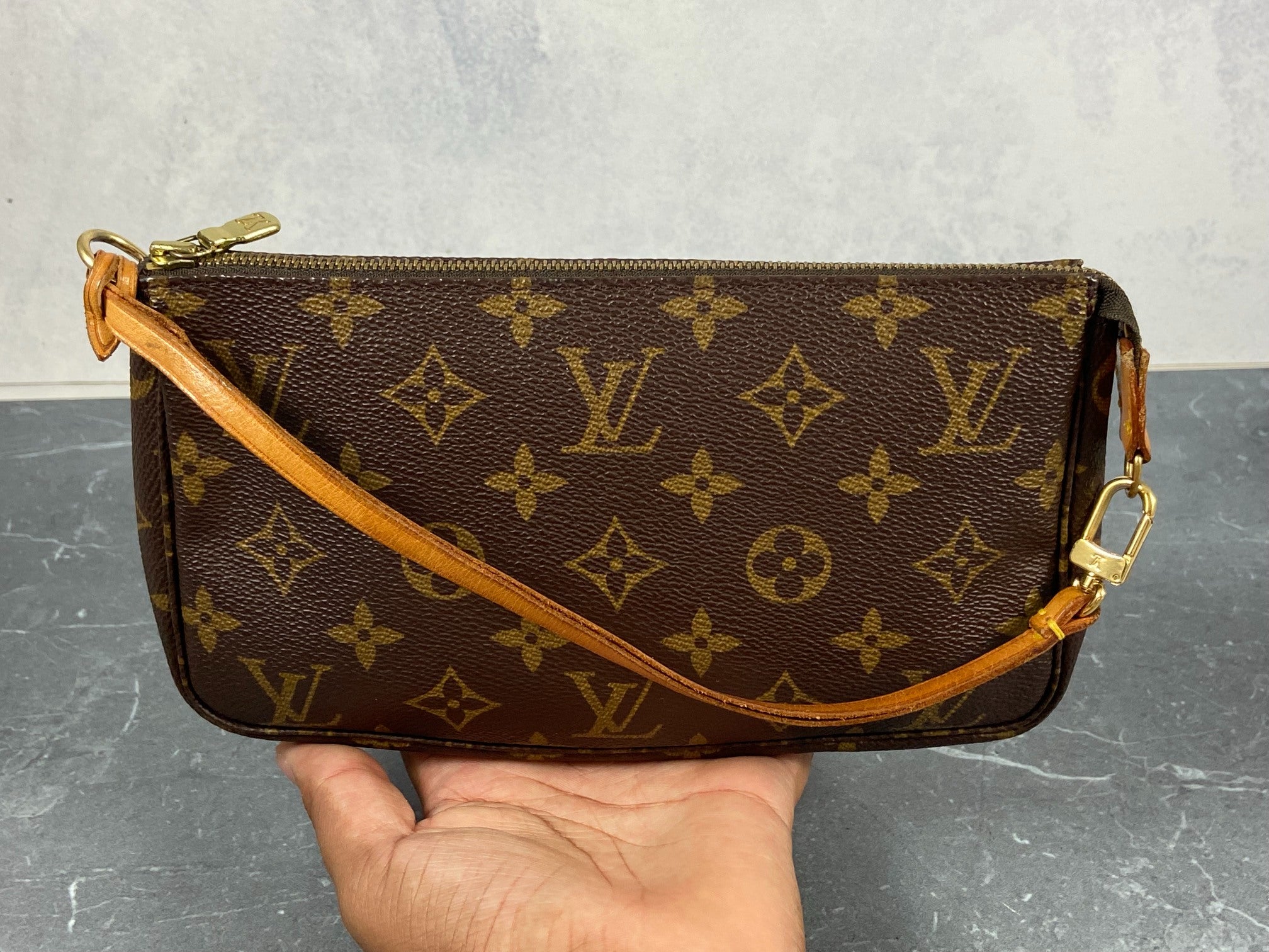 Louis Vuitton Pochette Accessoires Monogram Canvas