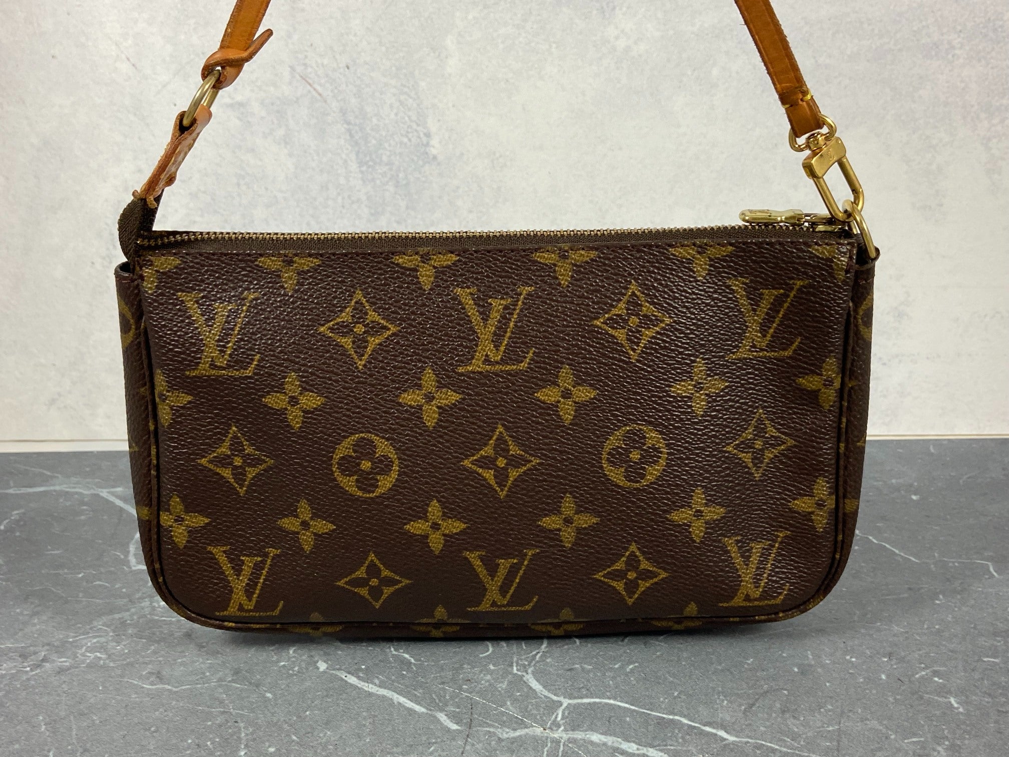 Louis Vuitton Pochette Accessoires Monogram Canvas