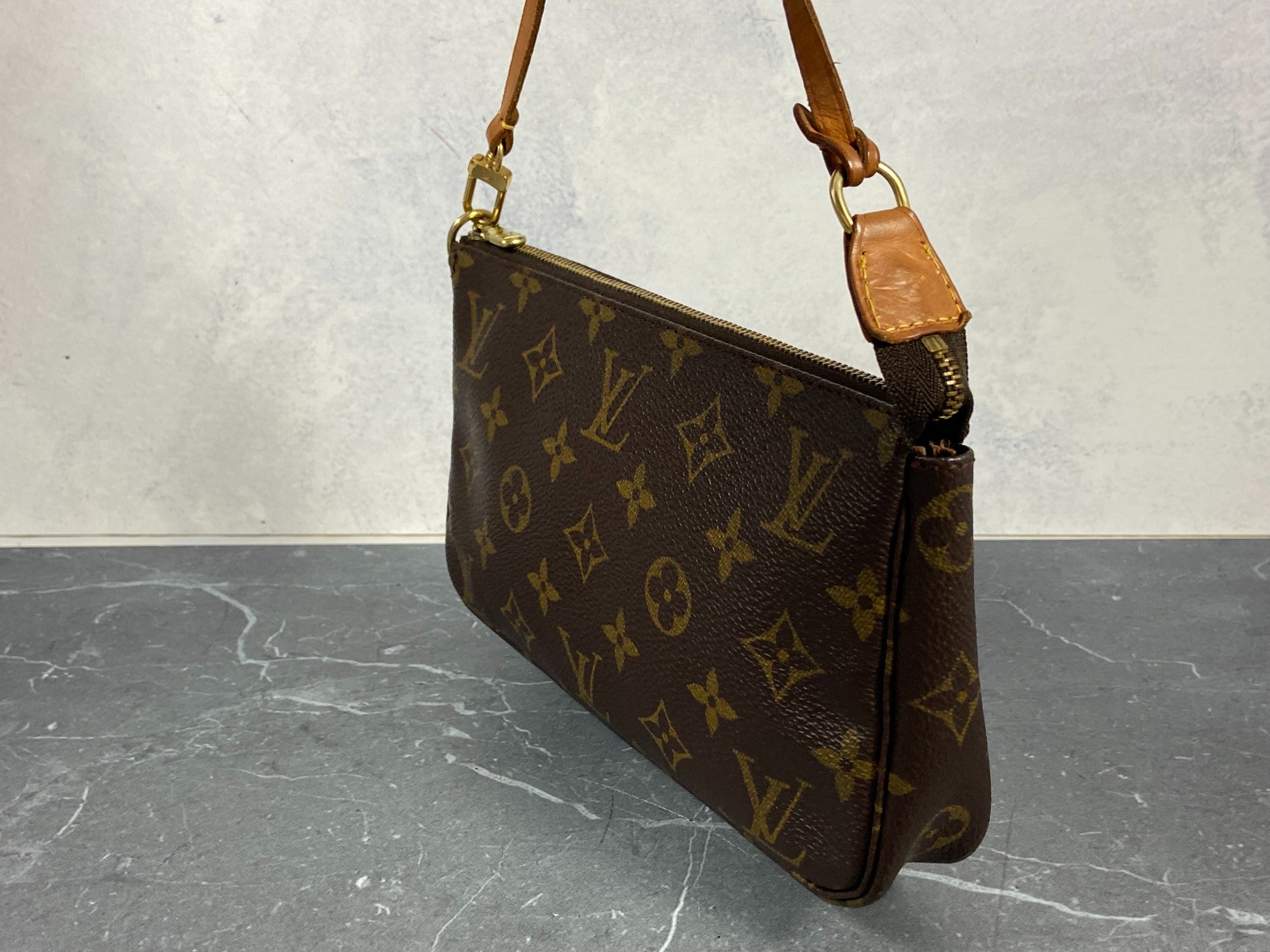 Louis Vuitton Pochette Accessoires Monogram Canvas