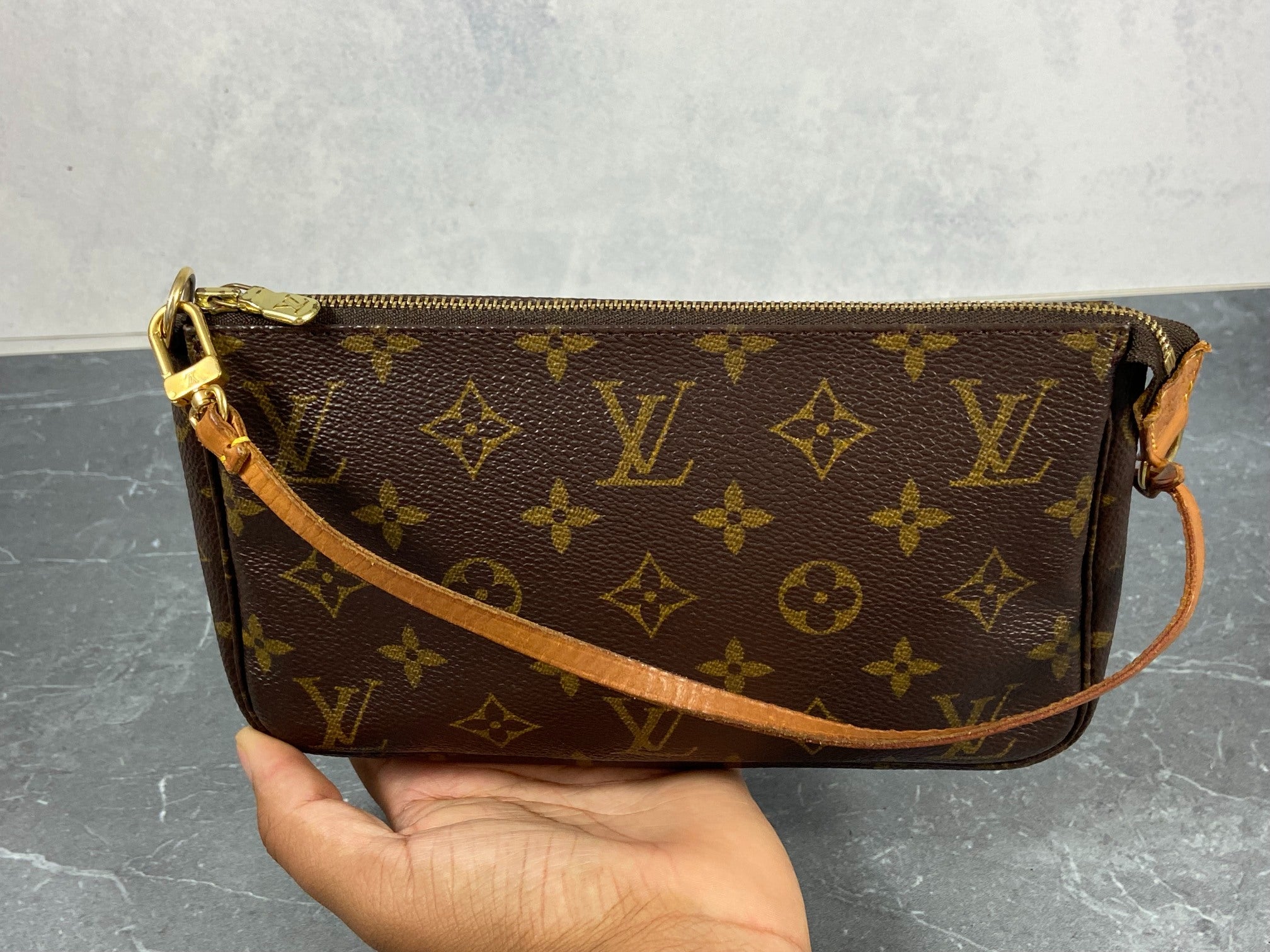 Louis Vuitton Pochette Accessoires Monogram Canvas