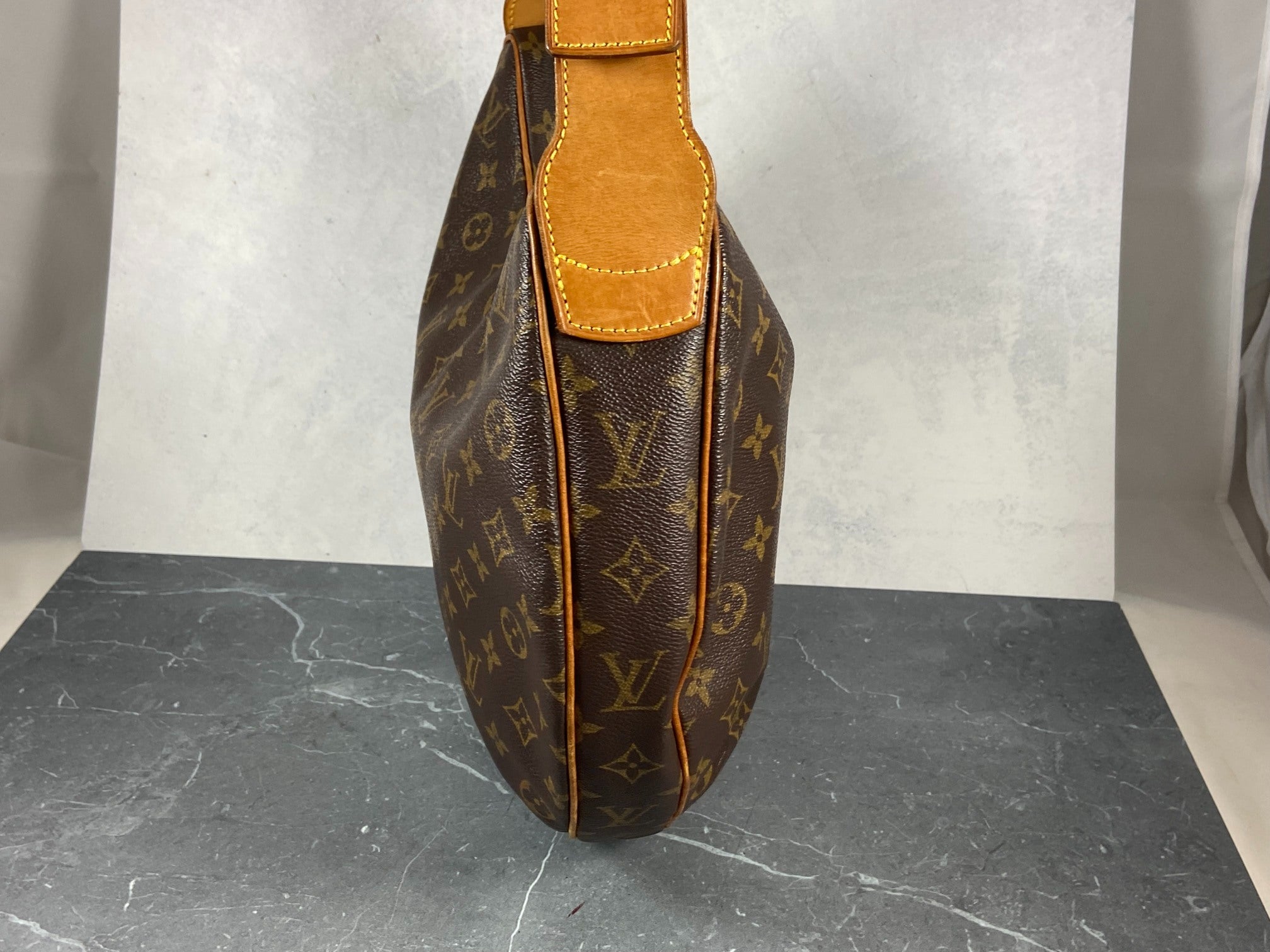Louis Vuitton Croissant GM Hobo Bag Monogram Canvas