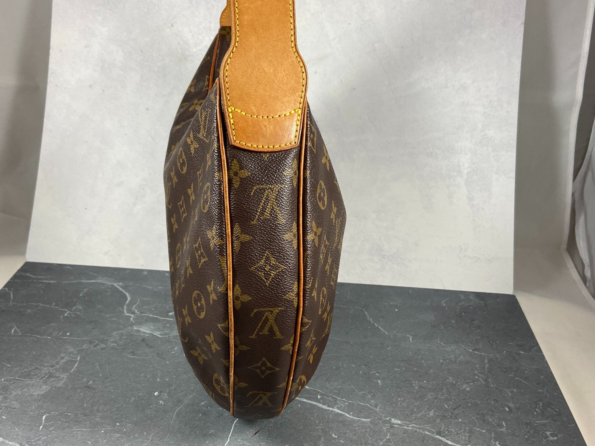 Louis Vuitton Croissant GM Hobo Bag Monogram Canvas