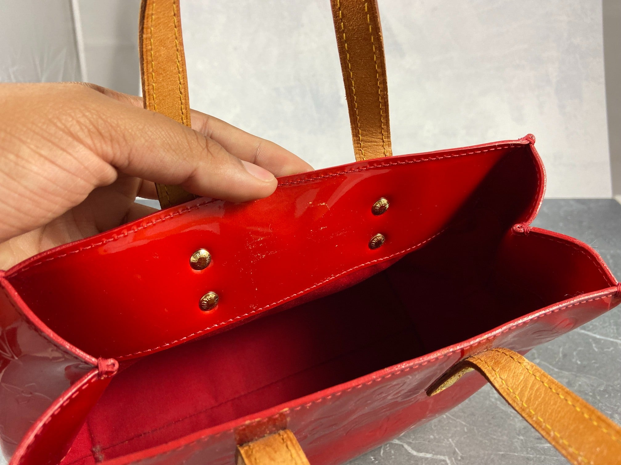 Louis Vuitton Reade PM Red Vernis Leather