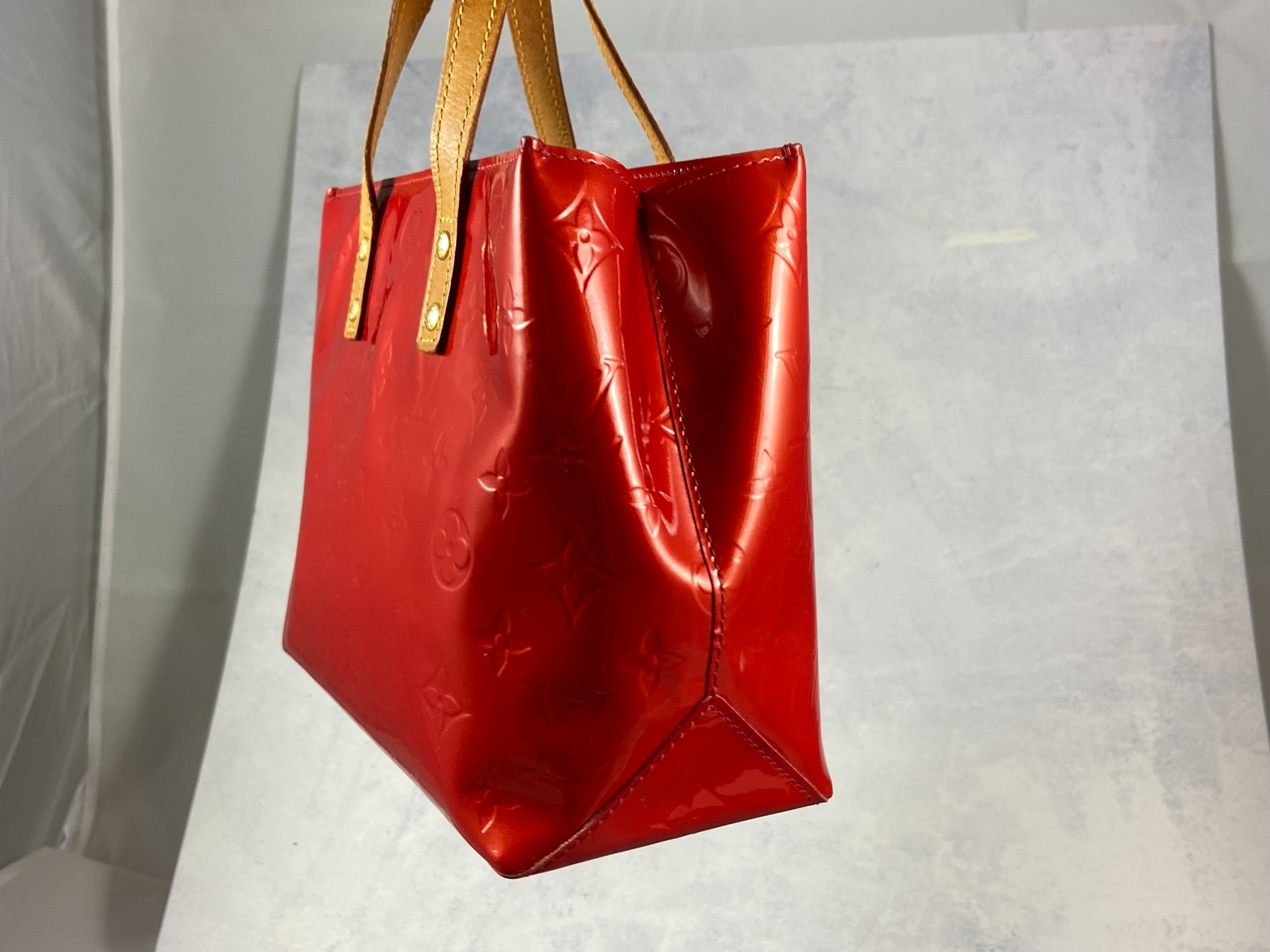 Louis Vuitton Reade PM Red Vernis Leather
