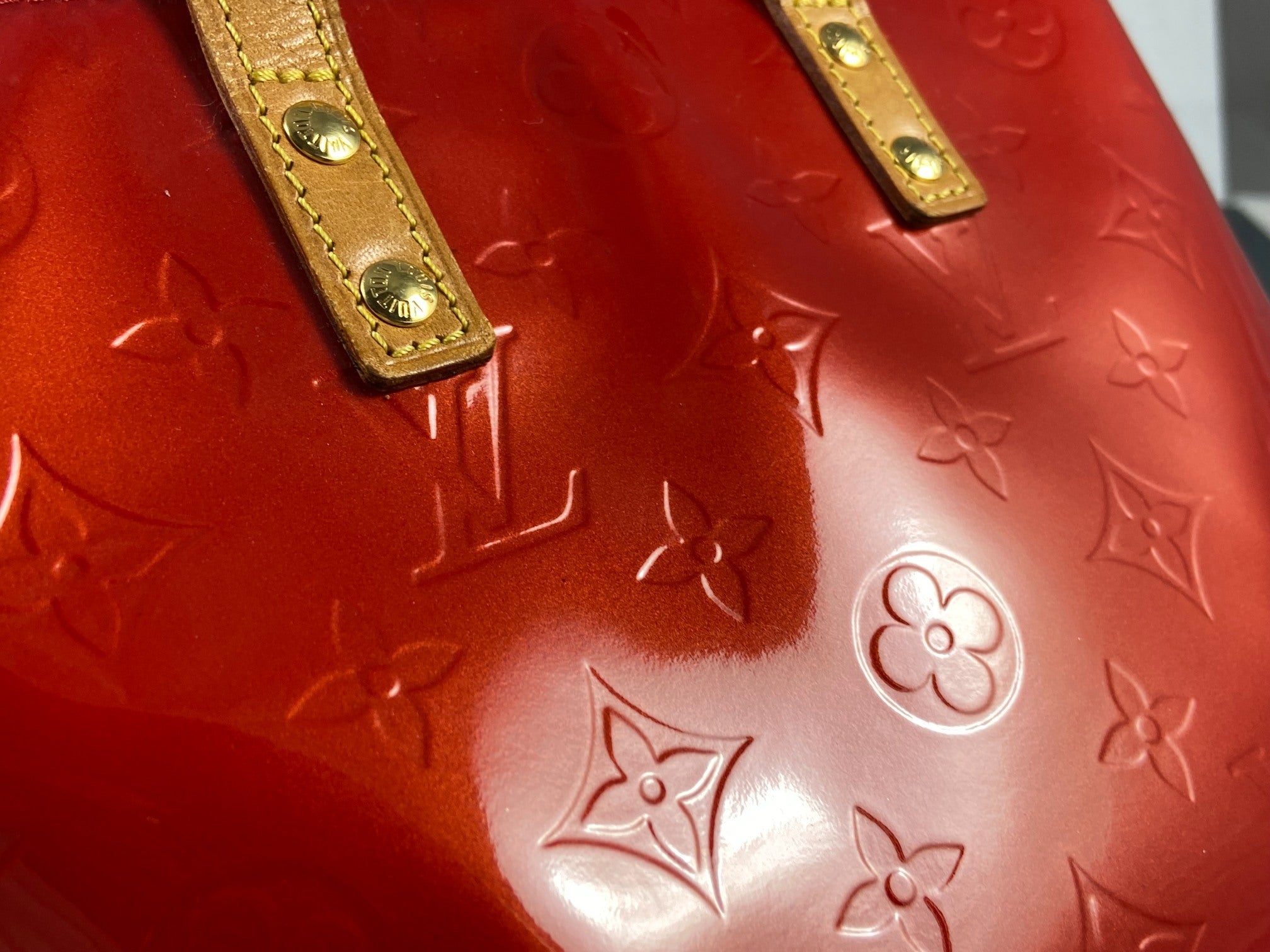 Louis Vuitton Reade PM Red Vernis Leather