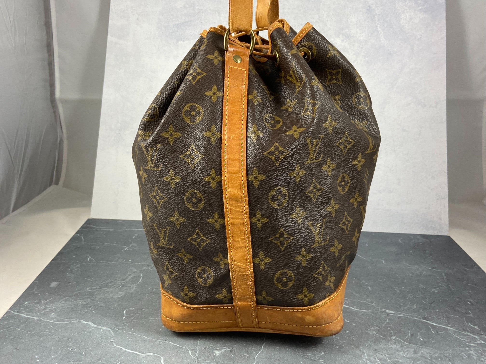 Louis Vuitton Sac Noé Grand Monogram Canvas