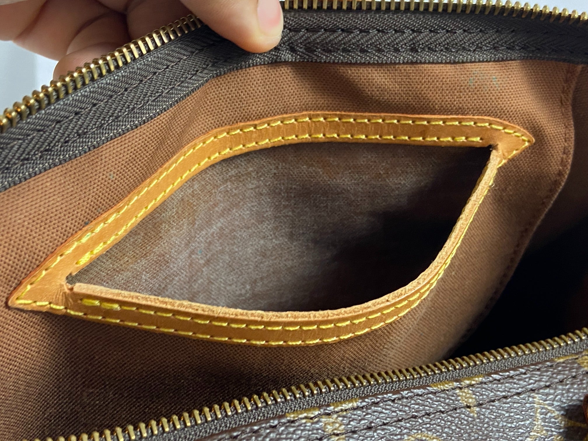 Louis Vuitton Speedy 30 Monogram Canvas