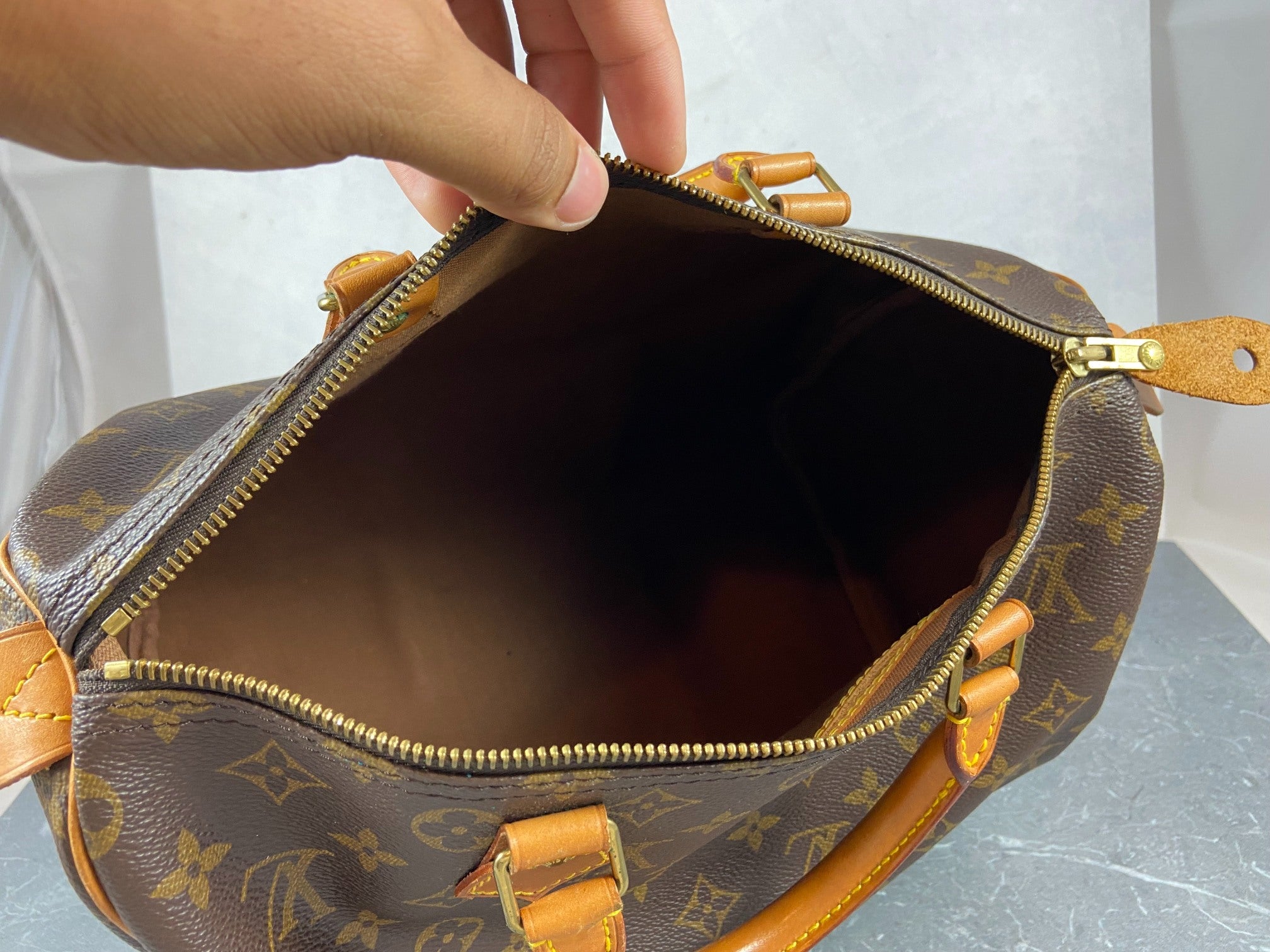 Louis Vuitton Speedy 30 Monogram Canvas