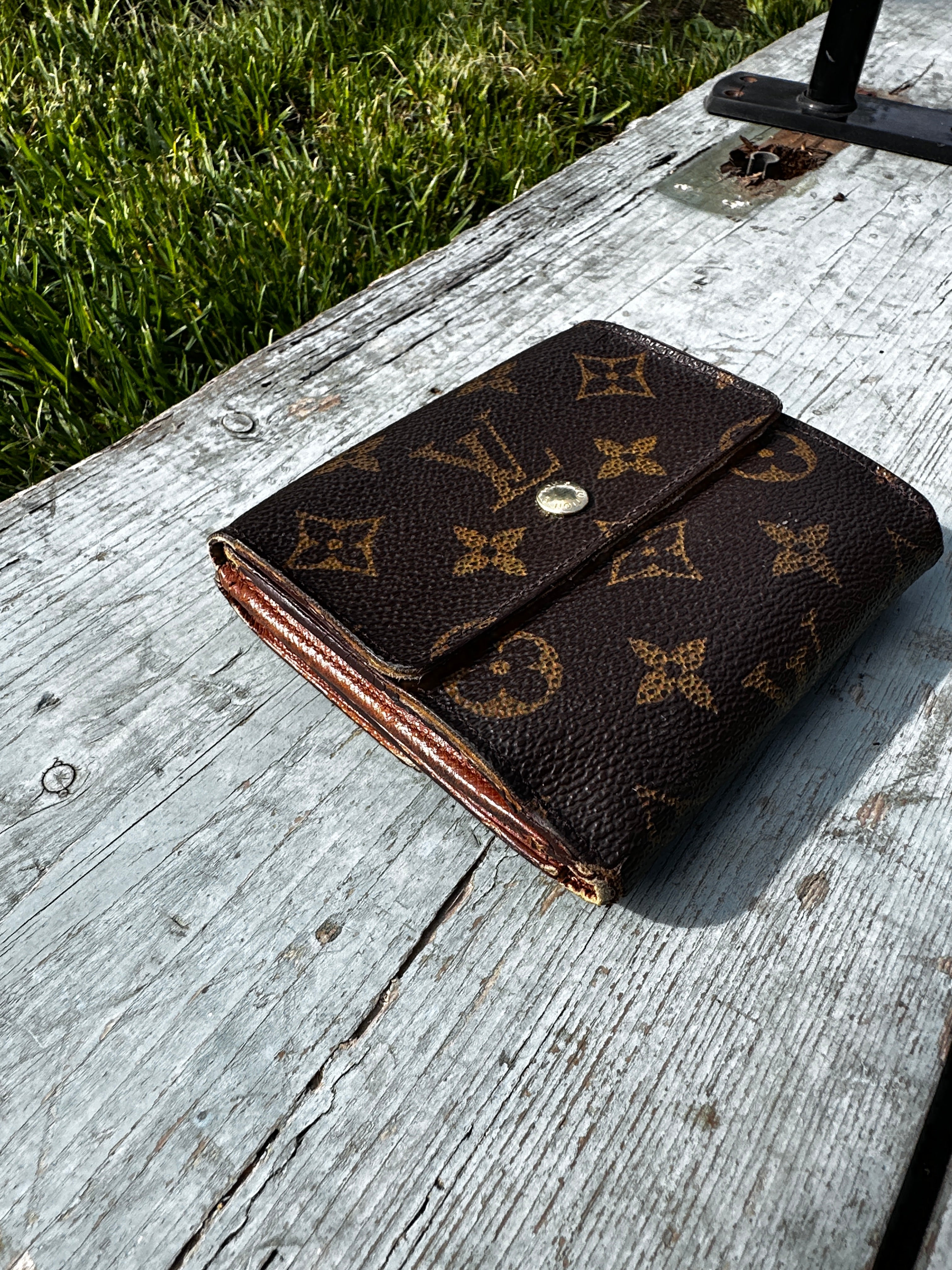 Louis Vuitton Elise Wallet Monogram Canvas